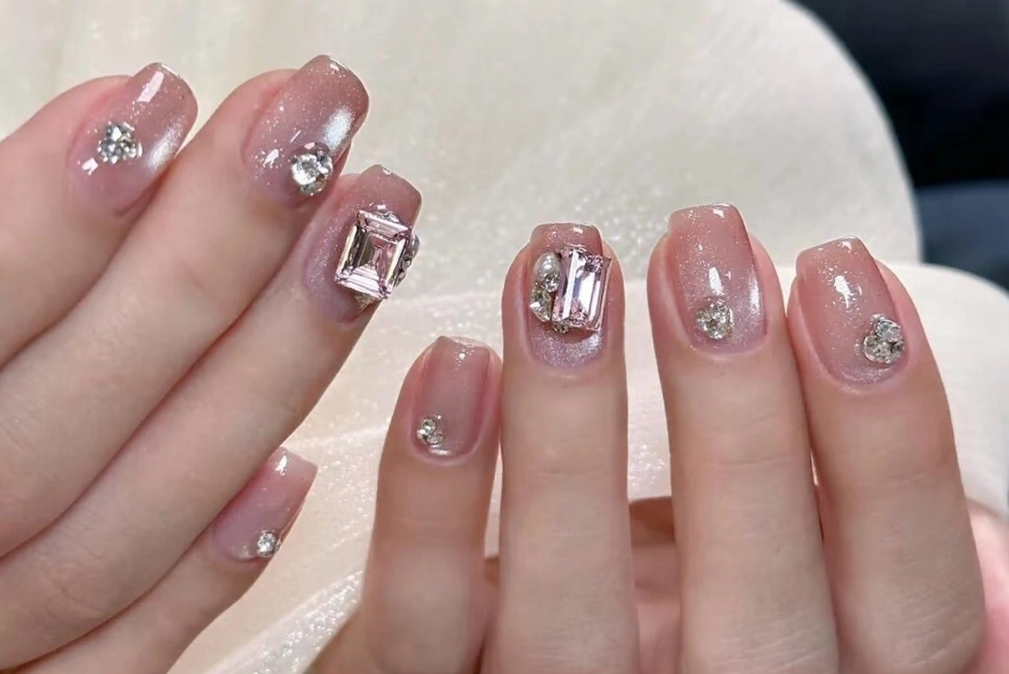 ネイル 高木 維麗絲のネイルデザイン