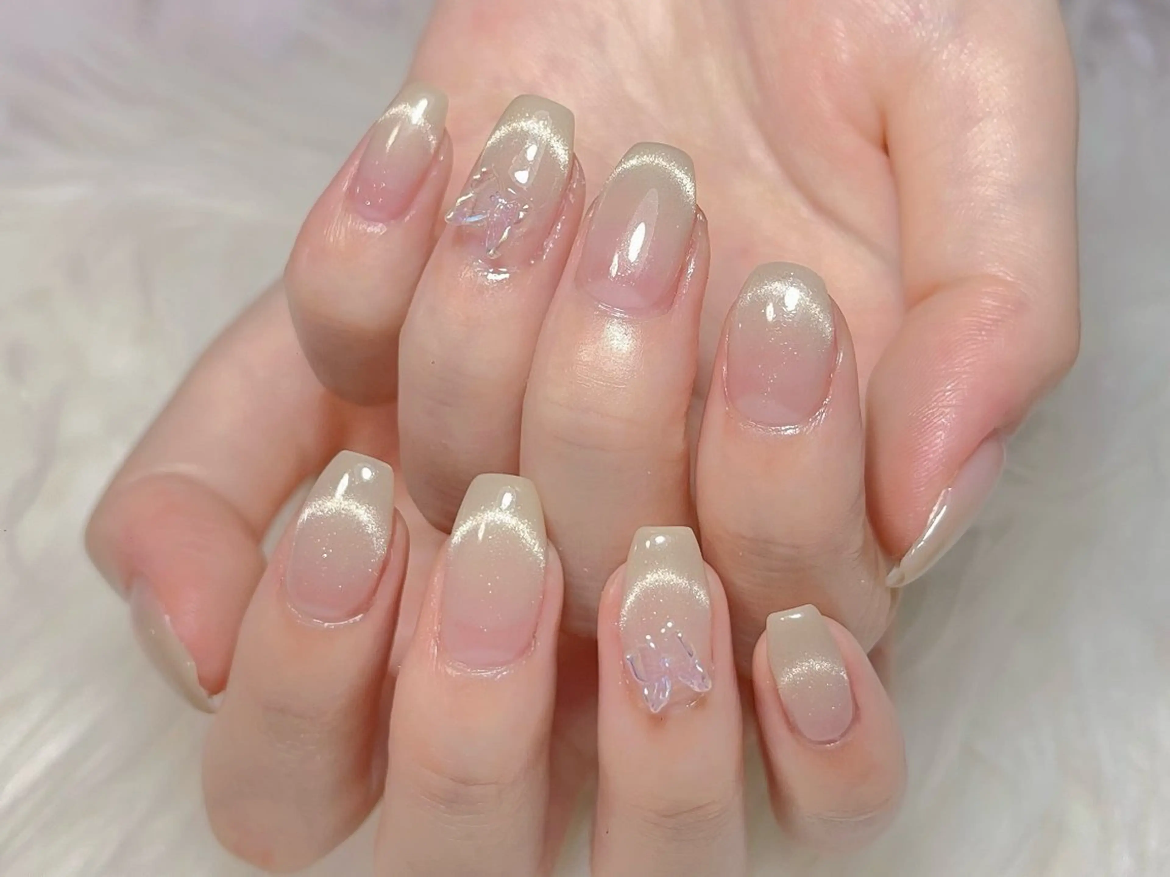 ネイル フレンチネイル マグネットネイル マグネットフレンチ ゆ いのネイルデザイン