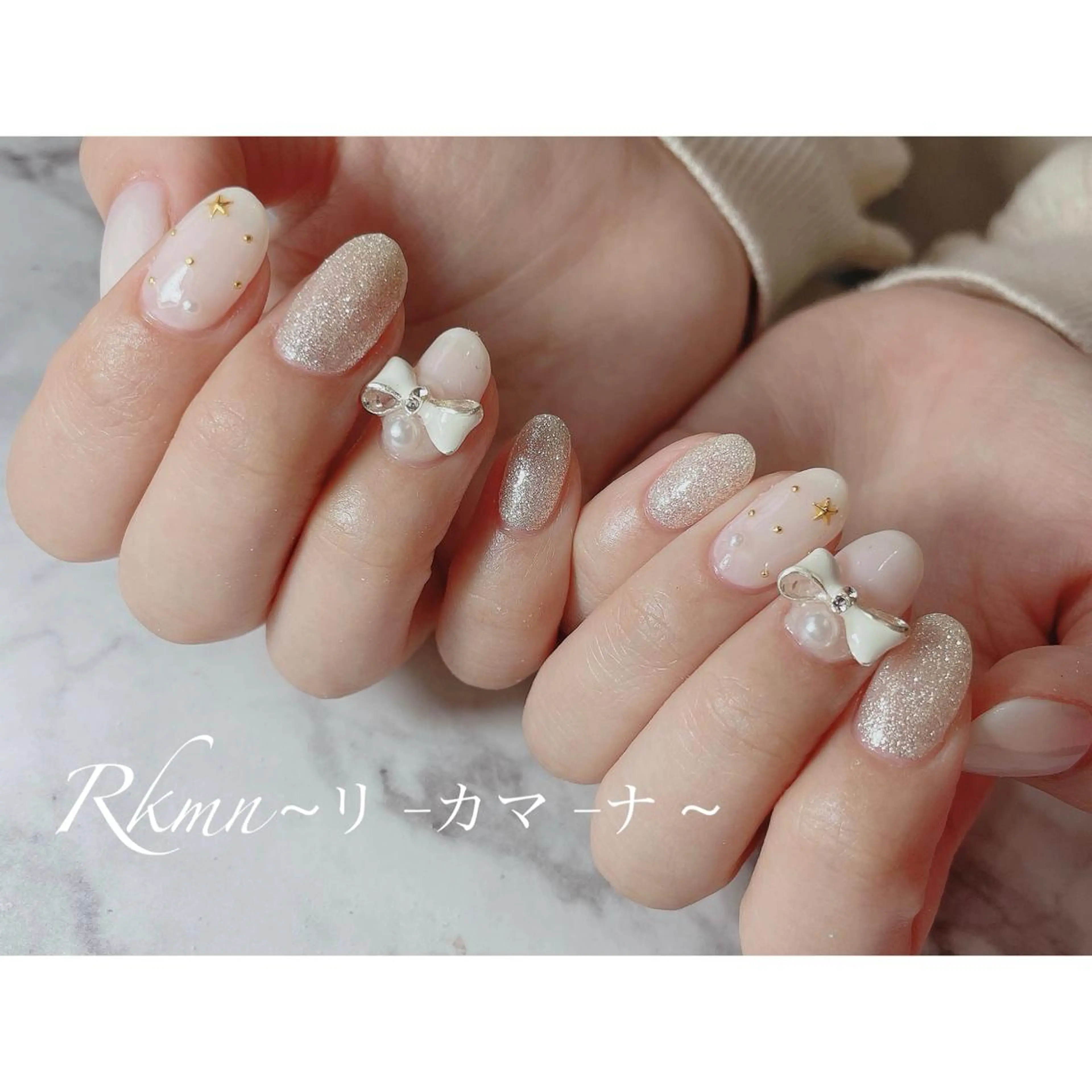 ネイル アートネイル ラメ(グリッター) リボン 春ネイル ホワイト ハンドネイル フットネイル ハンドケア Rkmn ~リ-カマ-ナ~のネイルデザイン