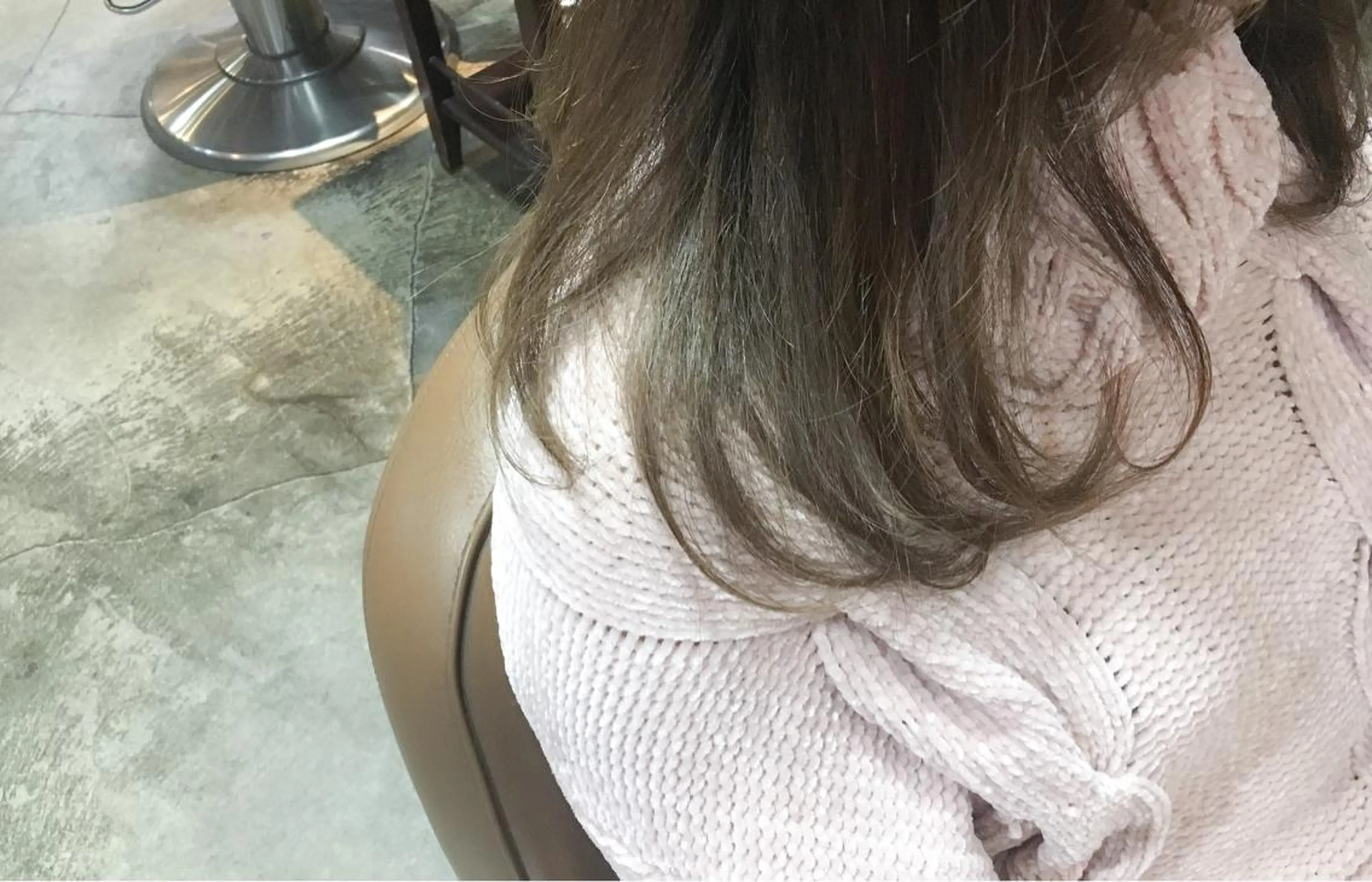 ロング カラー グレージュ 北條 優輝のヘアスタイル