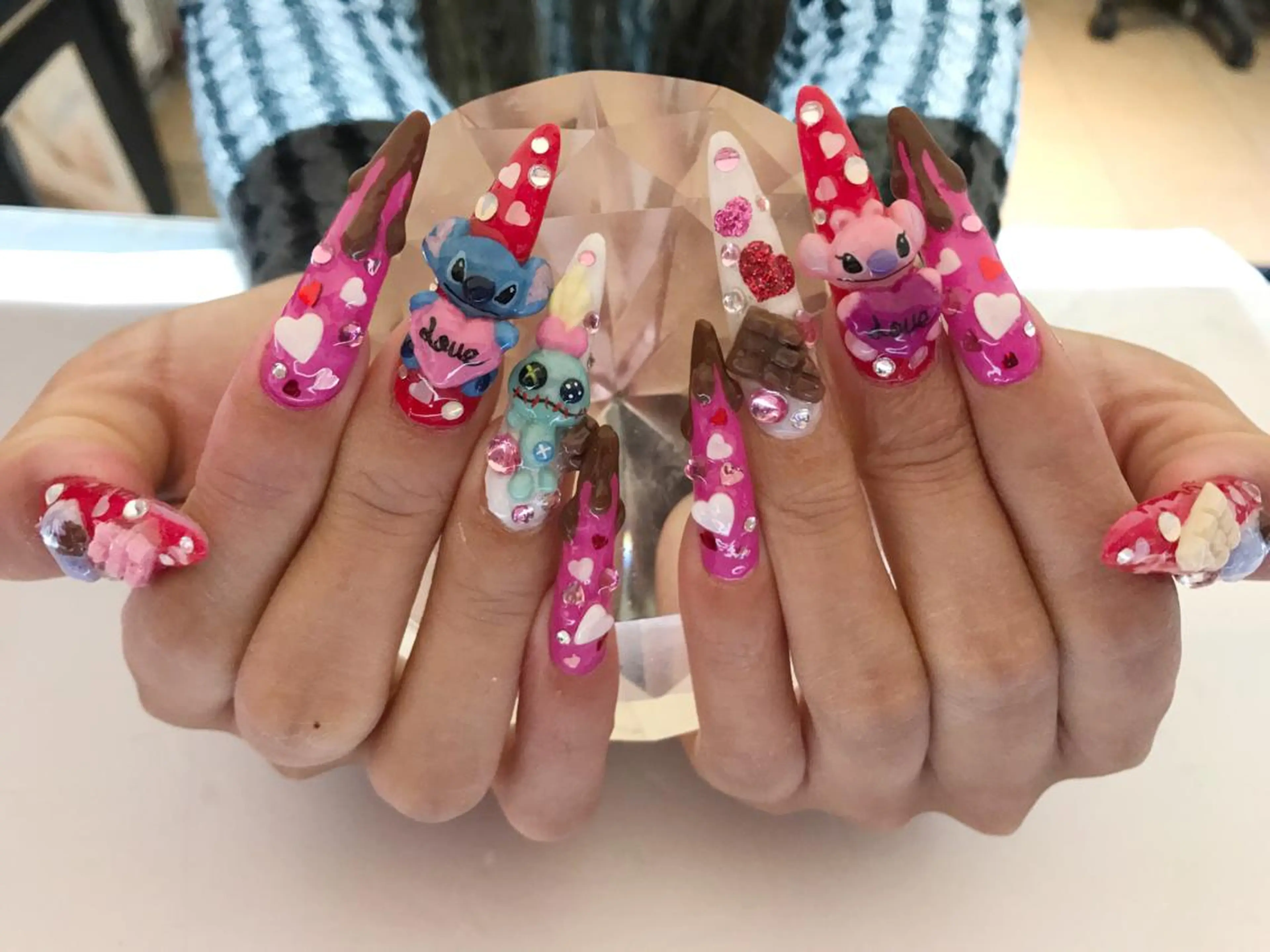 ネイル アートネイル ロングネイル スカルプネイル YUN 💅のネイルデザイン