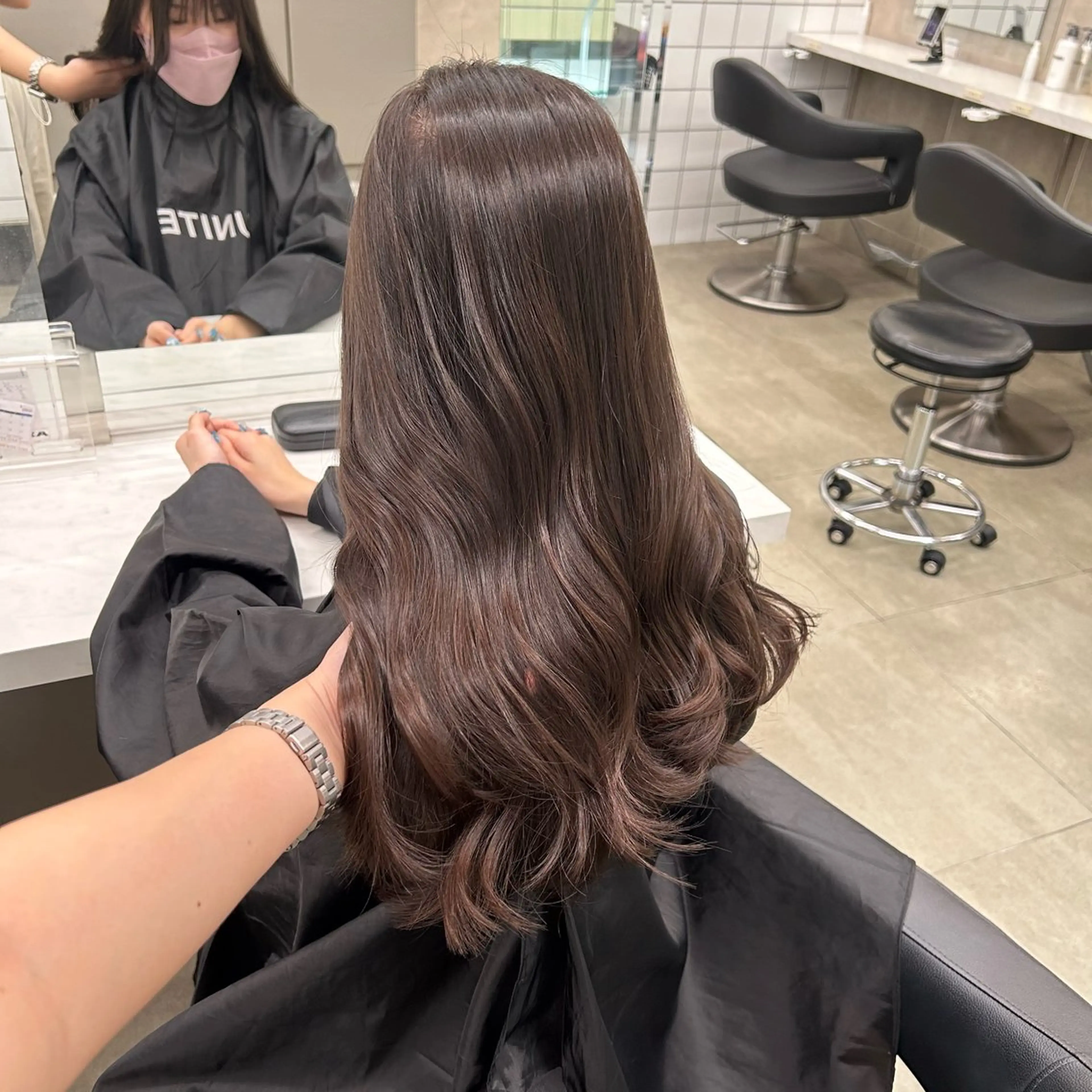 カラー 透明感ベージュ🤎 ナチュラルレイヤーのヘアスタイル