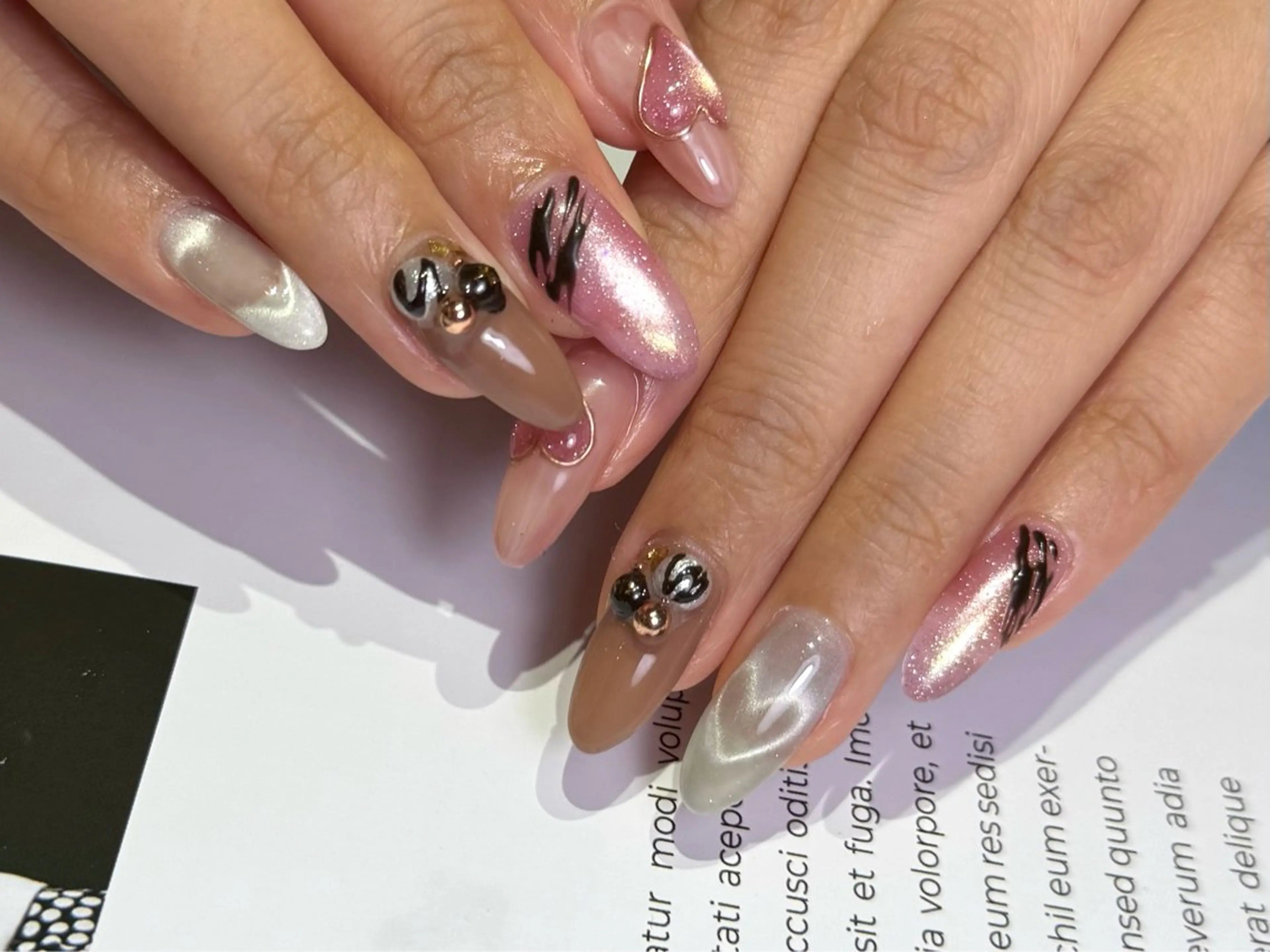 ネイル バレンタイン ハンドネイル Mnailsalon フィルイン対応サロンのネイルデザイン