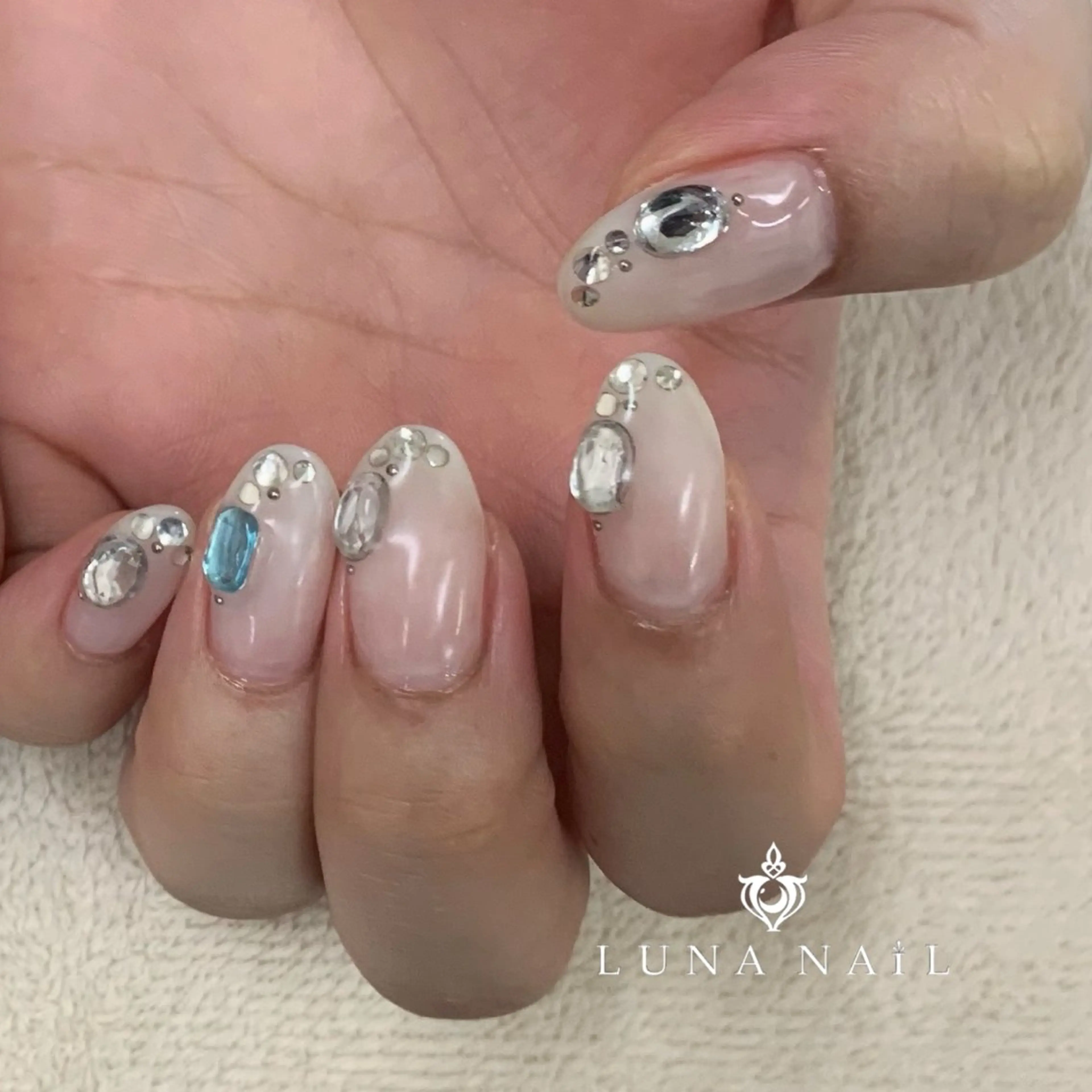 ネイル ハンドネイル アトリエ　ミモザ所属・いまむら あかりのネイルデザイン