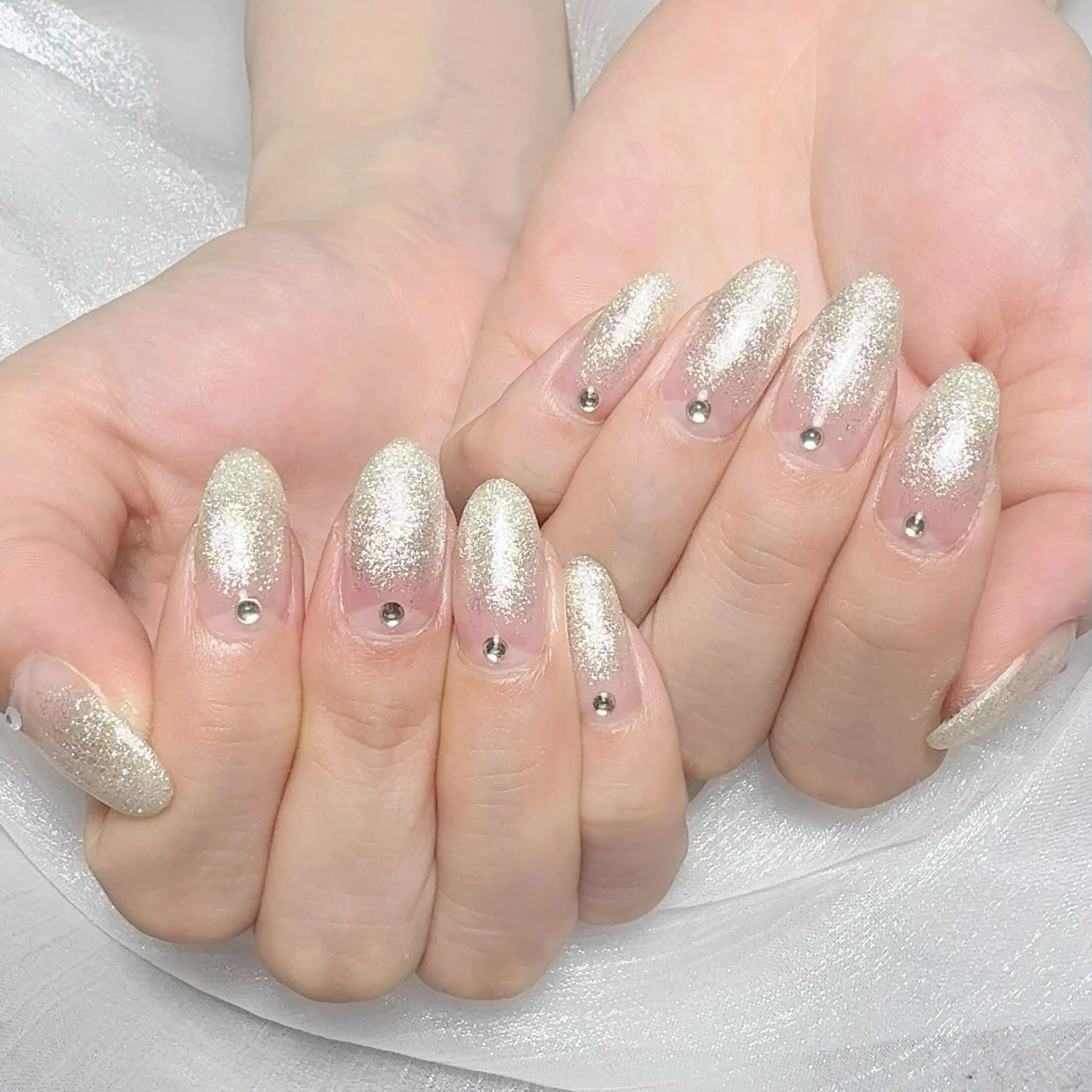 メンズ ネイル メンズ韓国風 アートネイル オーロラネイル ガーリー キラキラネイル ハンドネイル Nail salon 木にいるのネイルデザイン