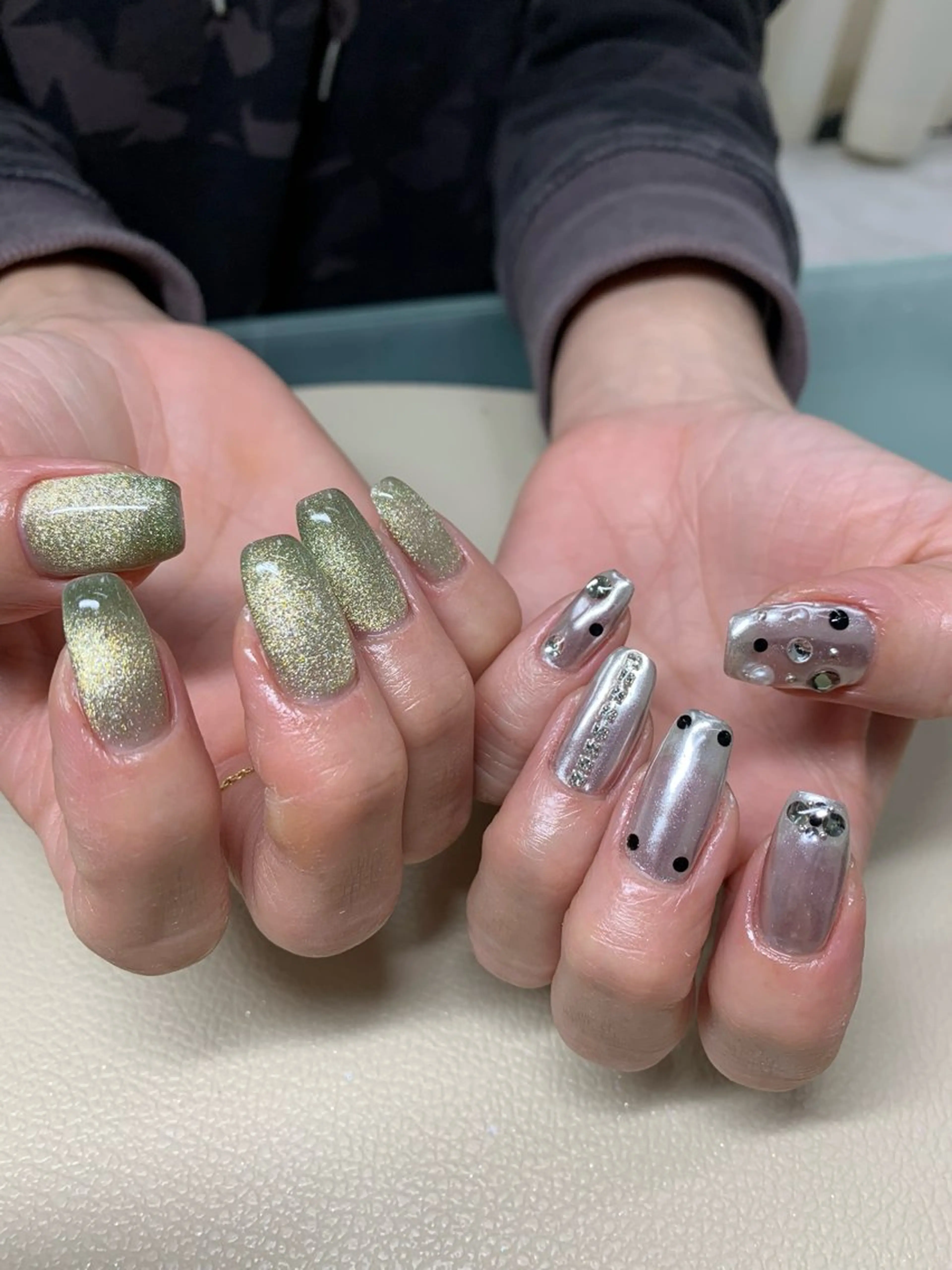 ネイル マグネットネイル SHIGE . 【パラジェル取扱店】のネイルデザイン