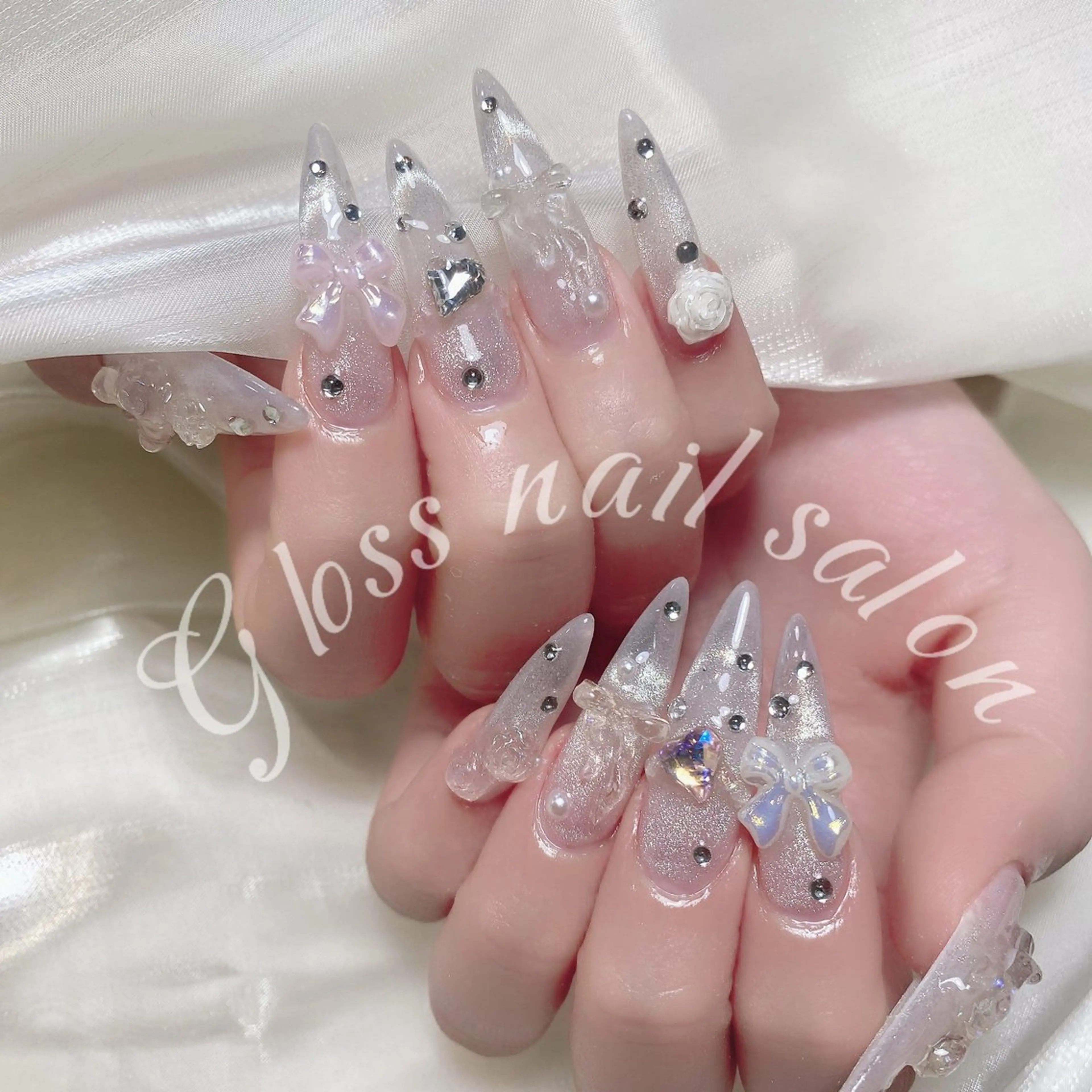 ネイル Gloss nail 💅yuna✨のネイルデザイン