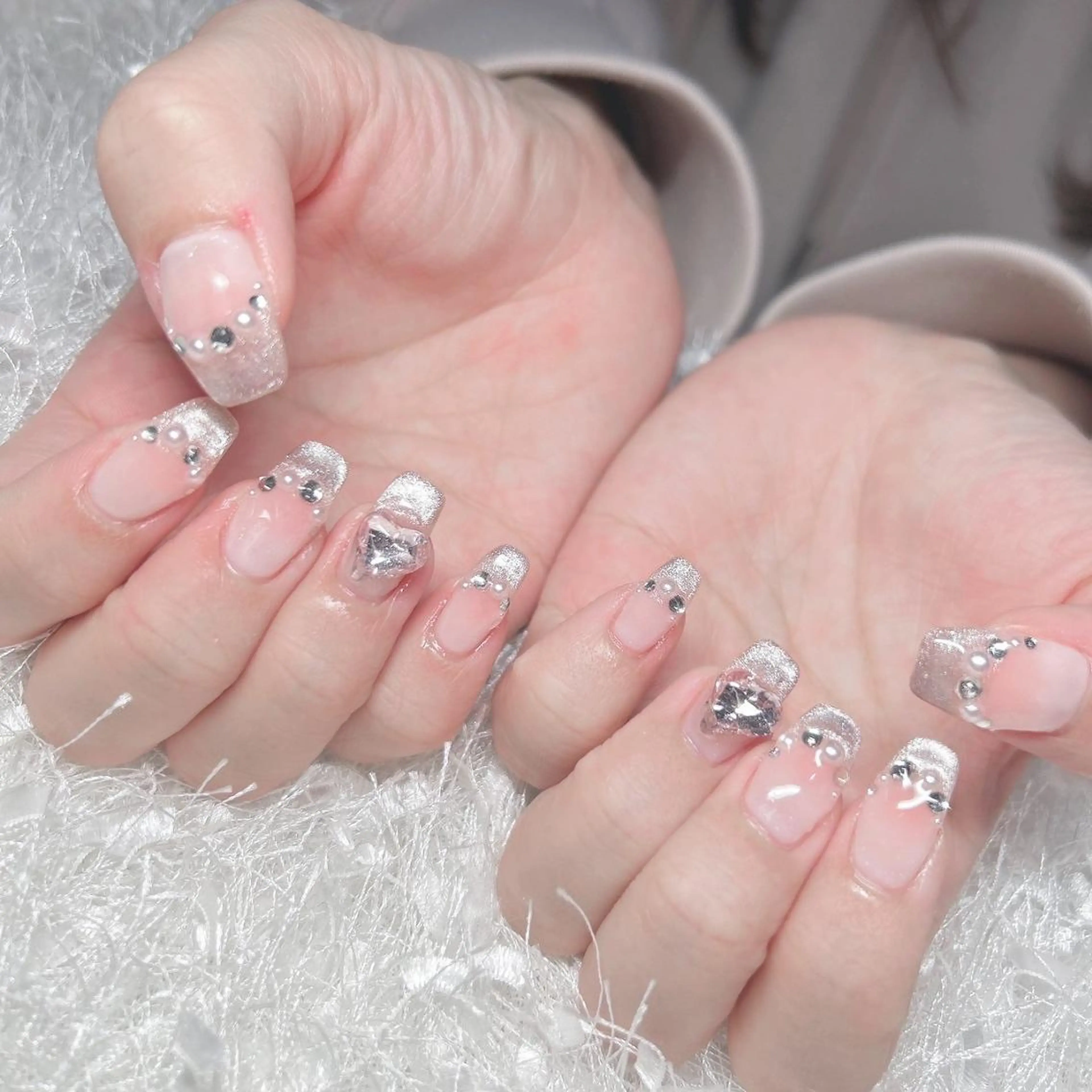 ネイル 長さ出し フレンチネイル ジェルネイル グラデーション 韓国ネイル ハンドネイル Nail&eye Belire 新宿のネイルデザイン