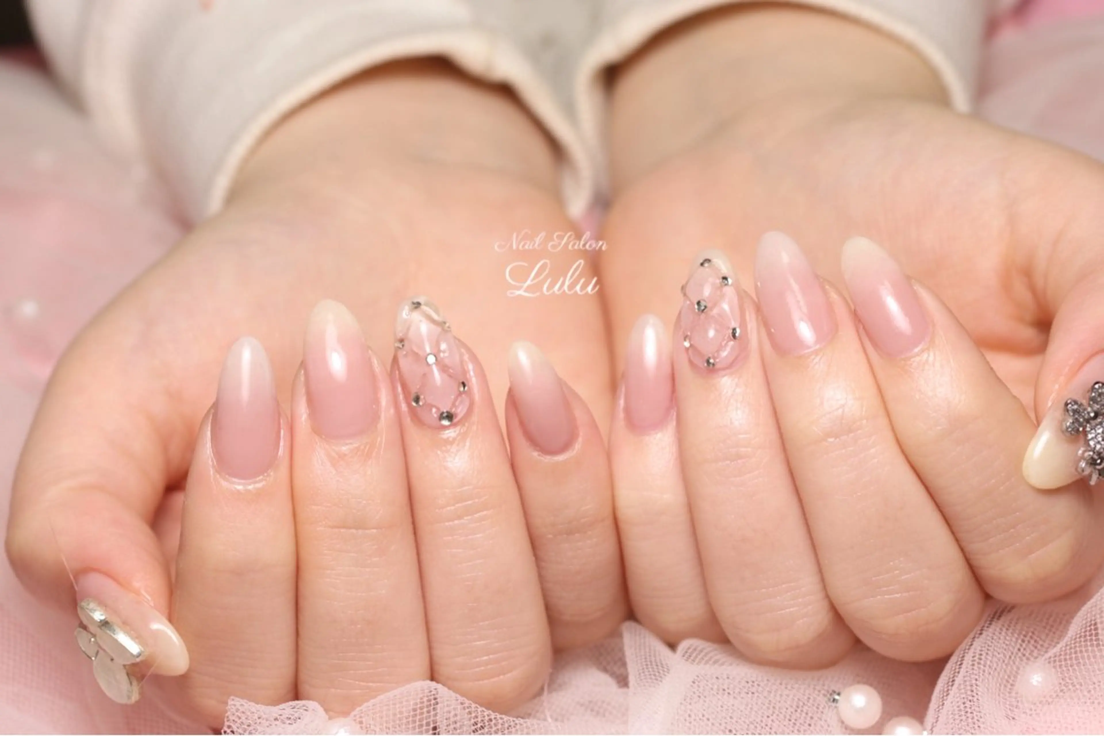 ネイル ハンドネイル Lulu nail salon 南堀江店所属・西村 あやかのネイルデザイン