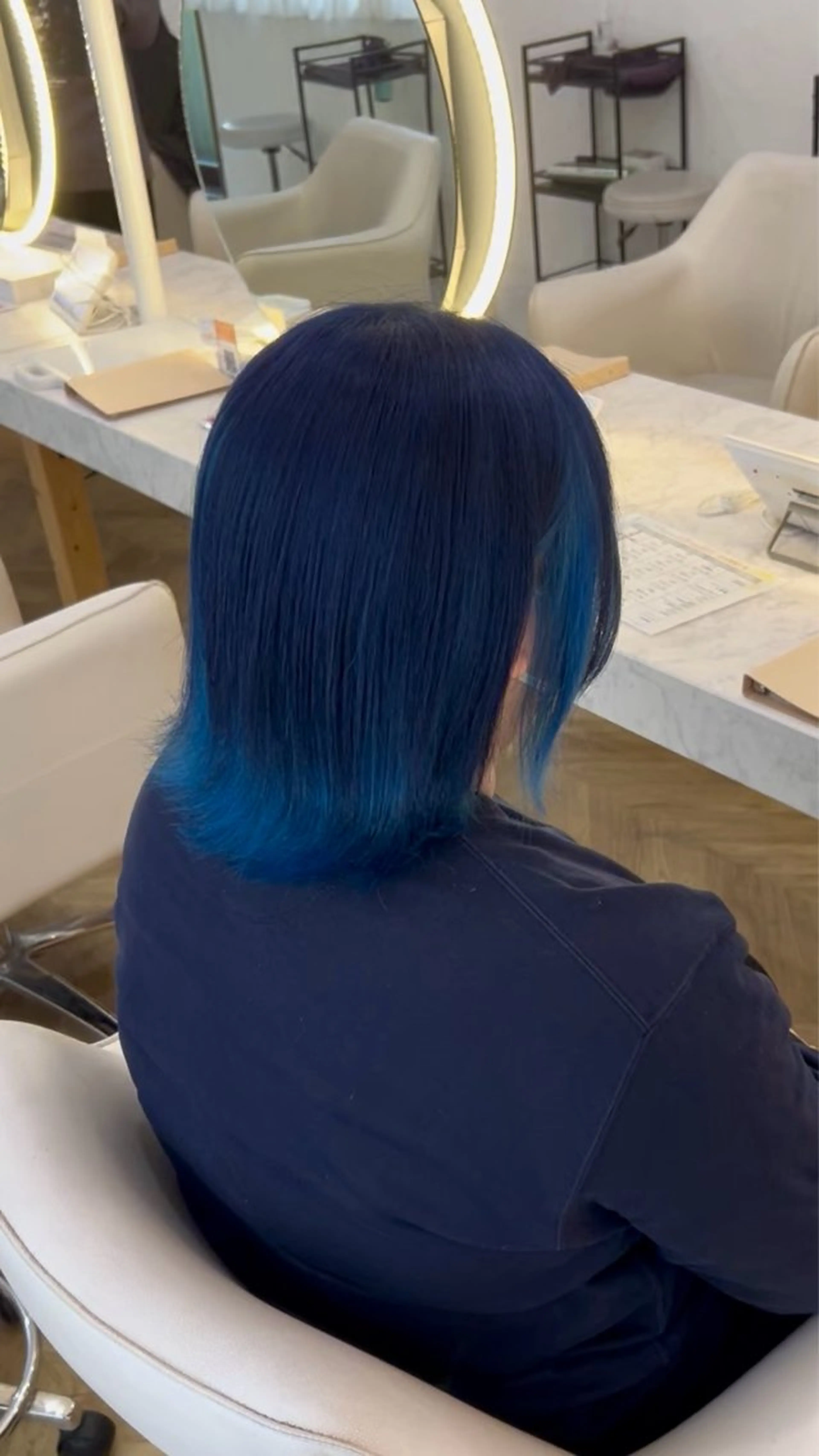 ミディアム ヘアカラー 飯嶋 萌のヘアスタイル