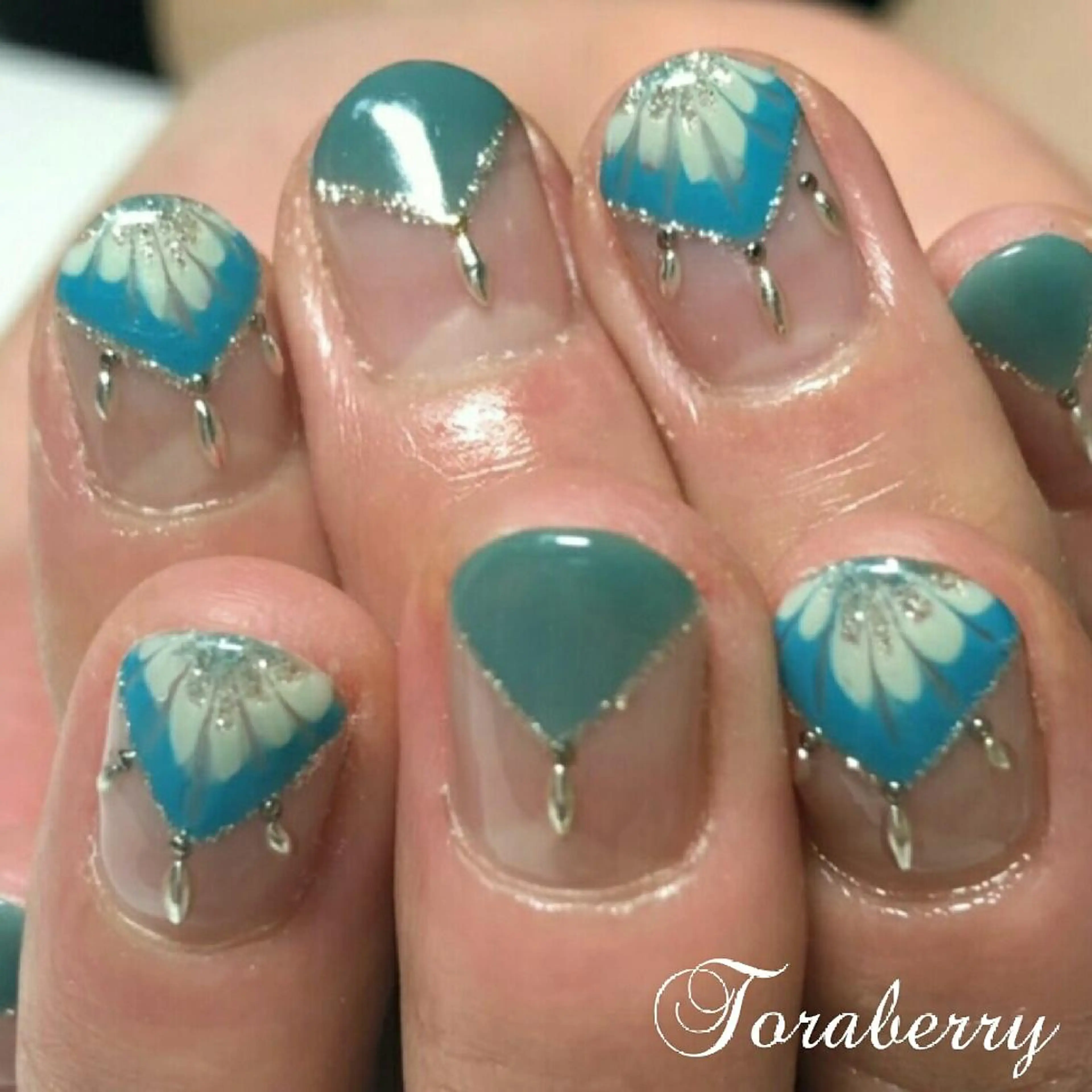 ネイル ピーコックネイル ハンドネイル ネイリスト なつみのネイルデザイン