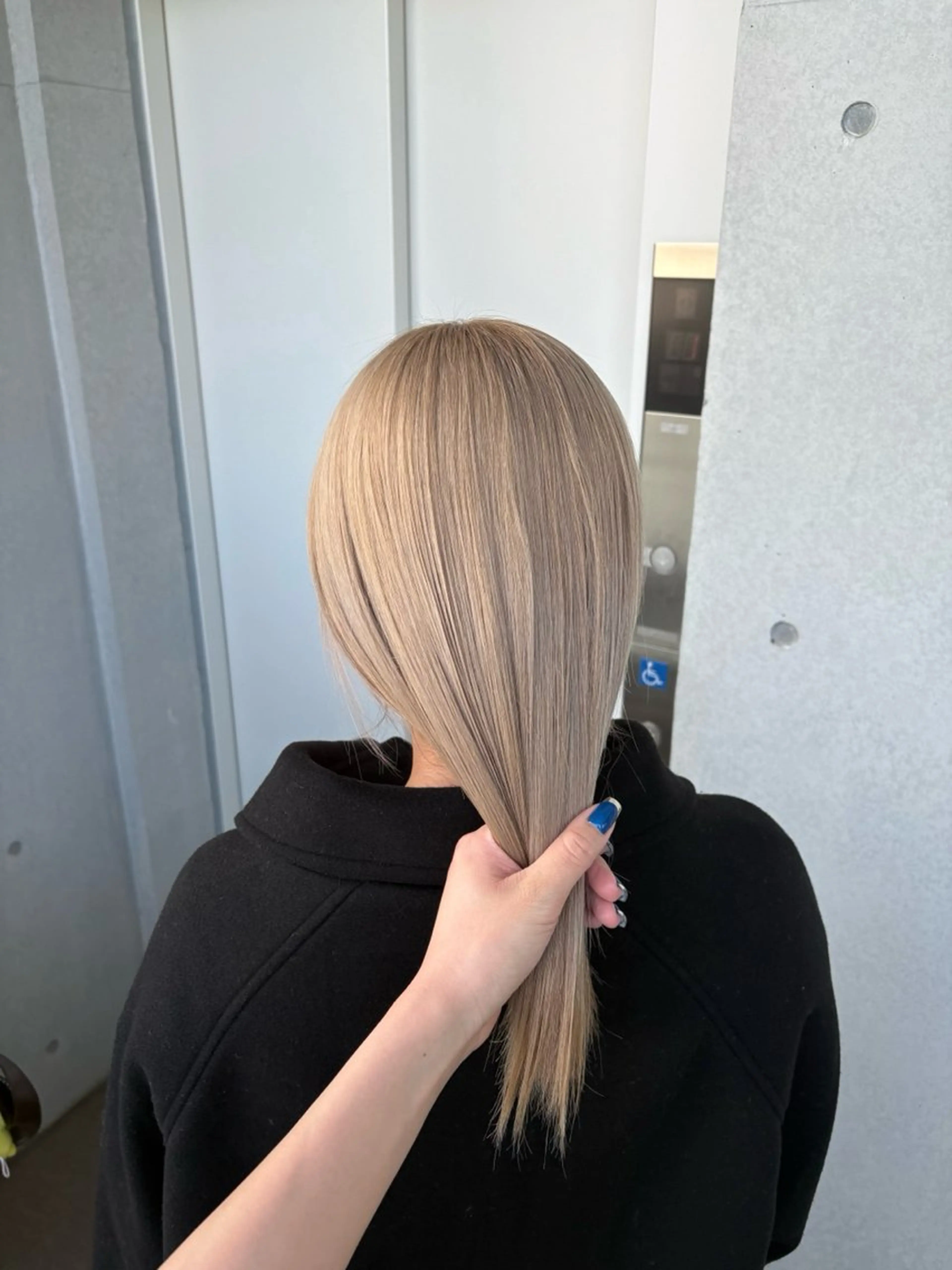 ケアブリーチ使用 ハイトーンカラー🌬️の写真