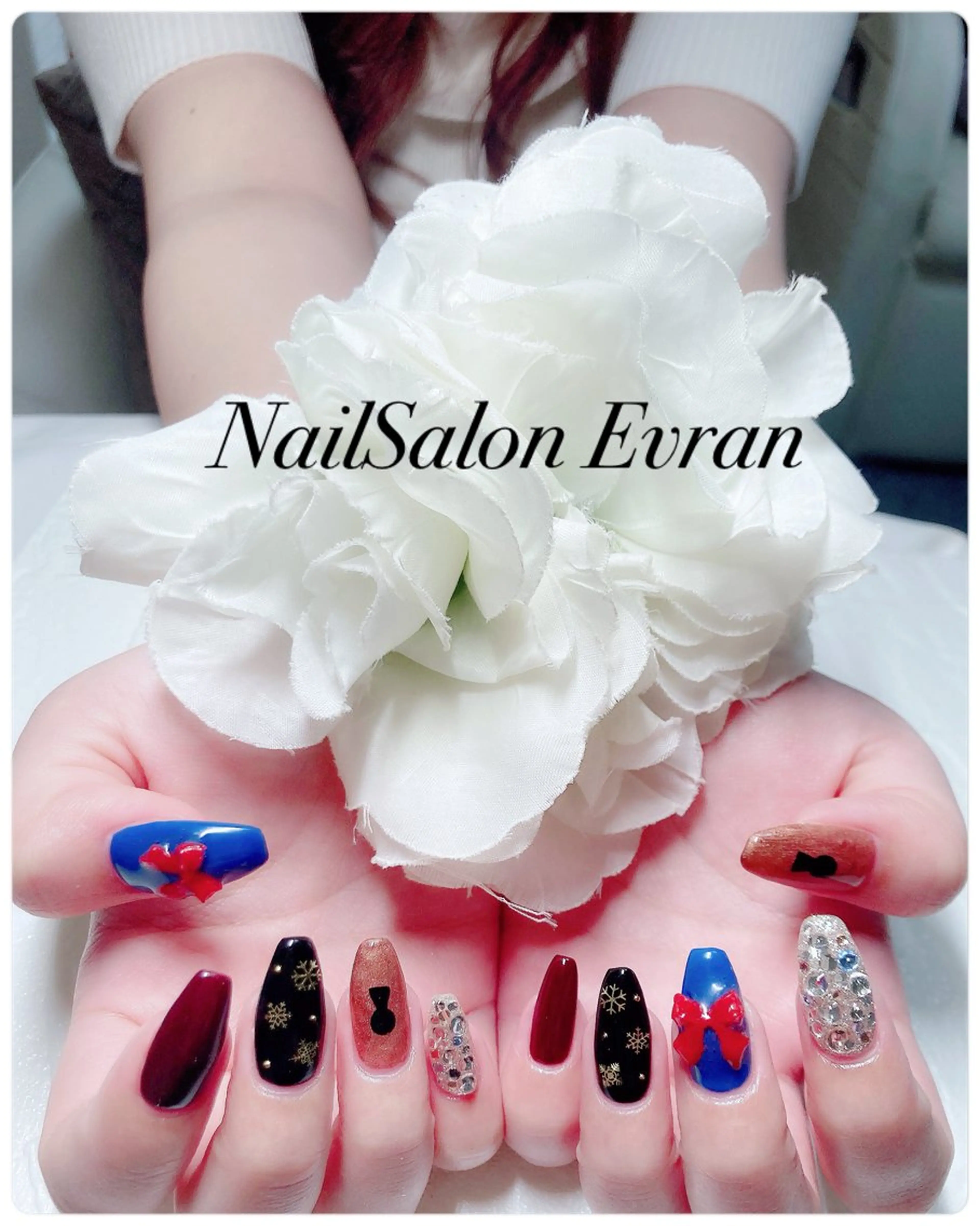 ネイル アートネイル フレンチネイル マグネットネイル 持ち込み ニュアンスネイル ハンドネイル Nail salon Evranのネイルデザイン
