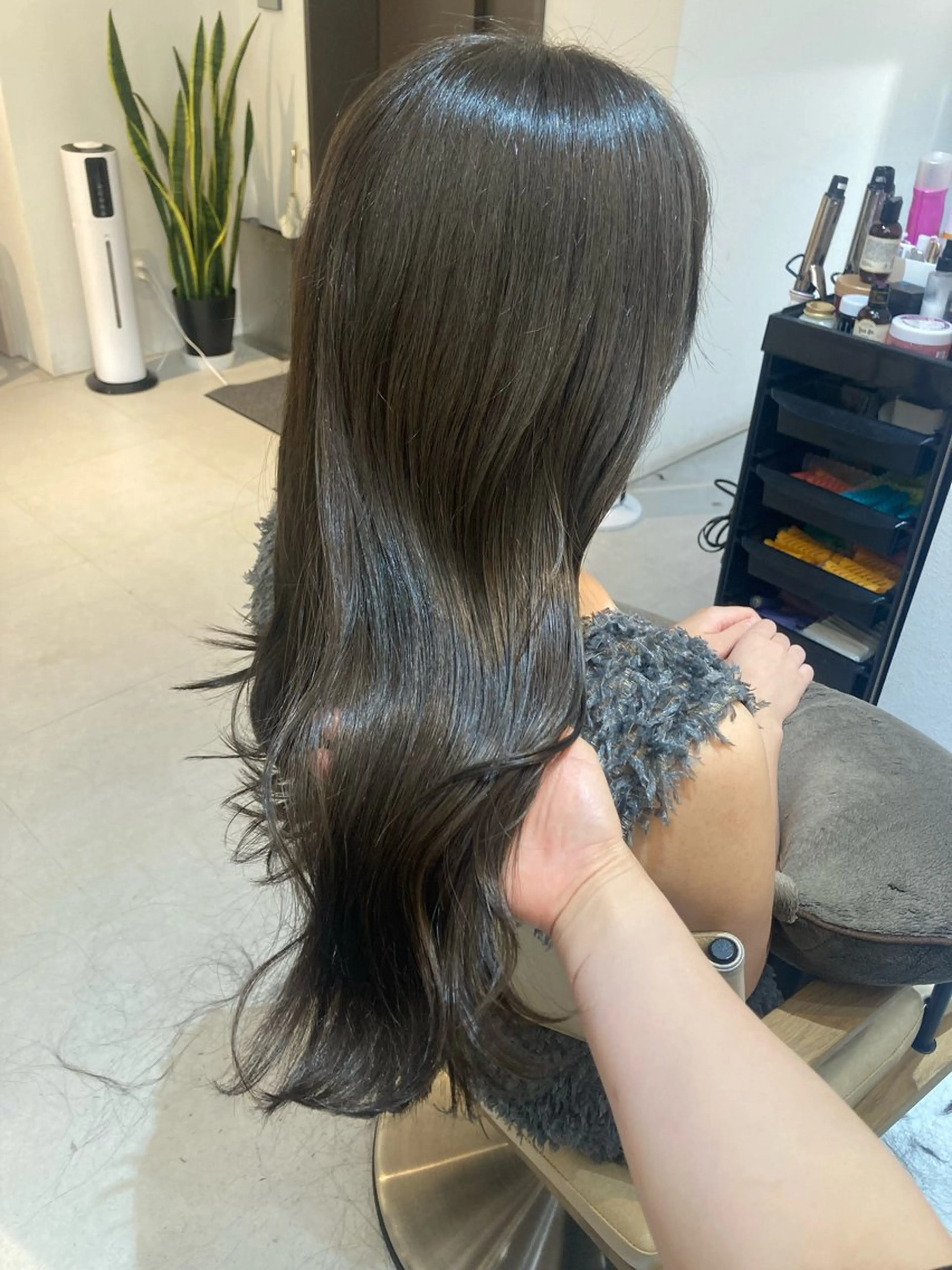 ロング カット ヘアカラー トリートメント ✨色持ちの良い艶 カラー✨蟹江真世のヘアスタイル