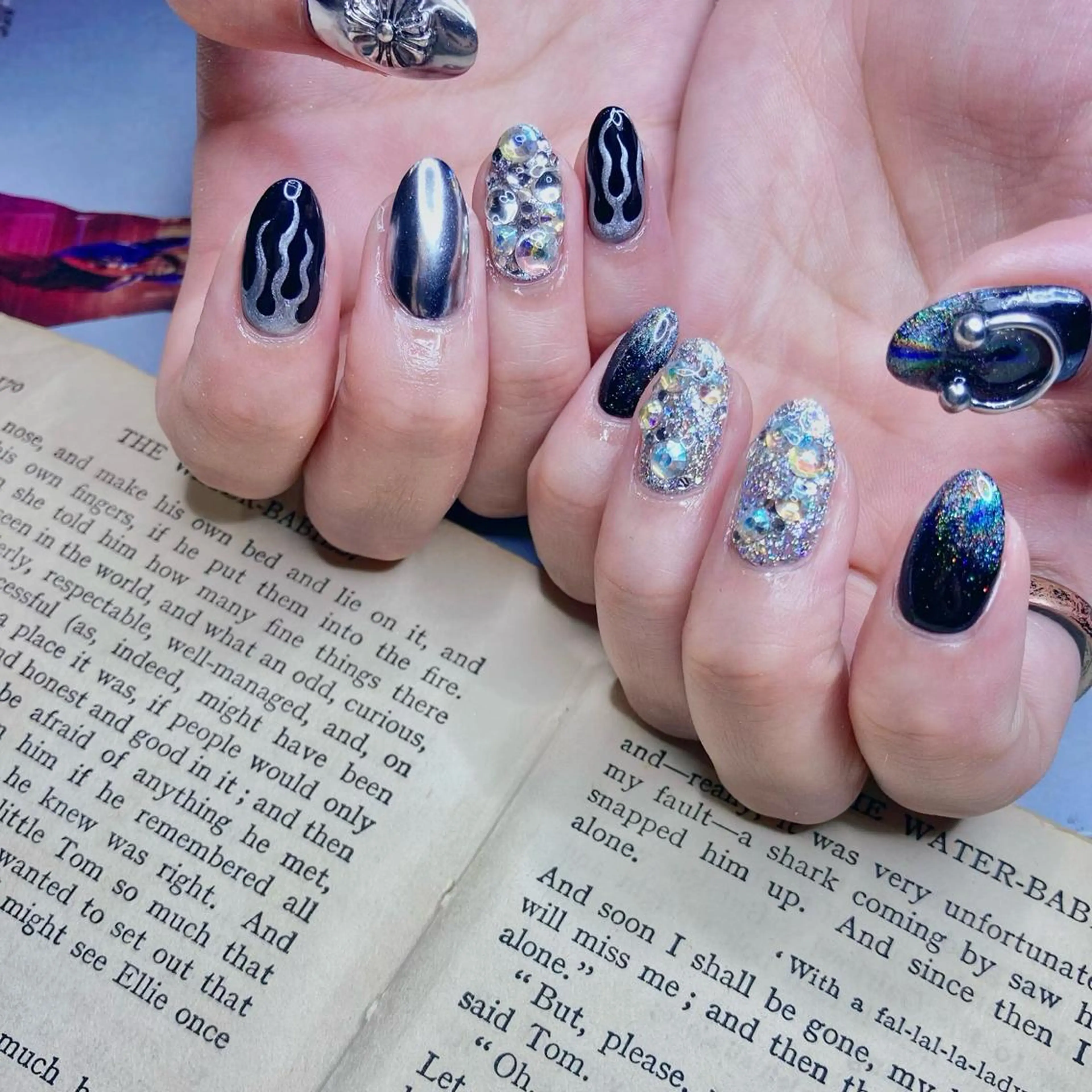 ネイル NOIROUGE所属・NOI ROUGEのネイルデザイン