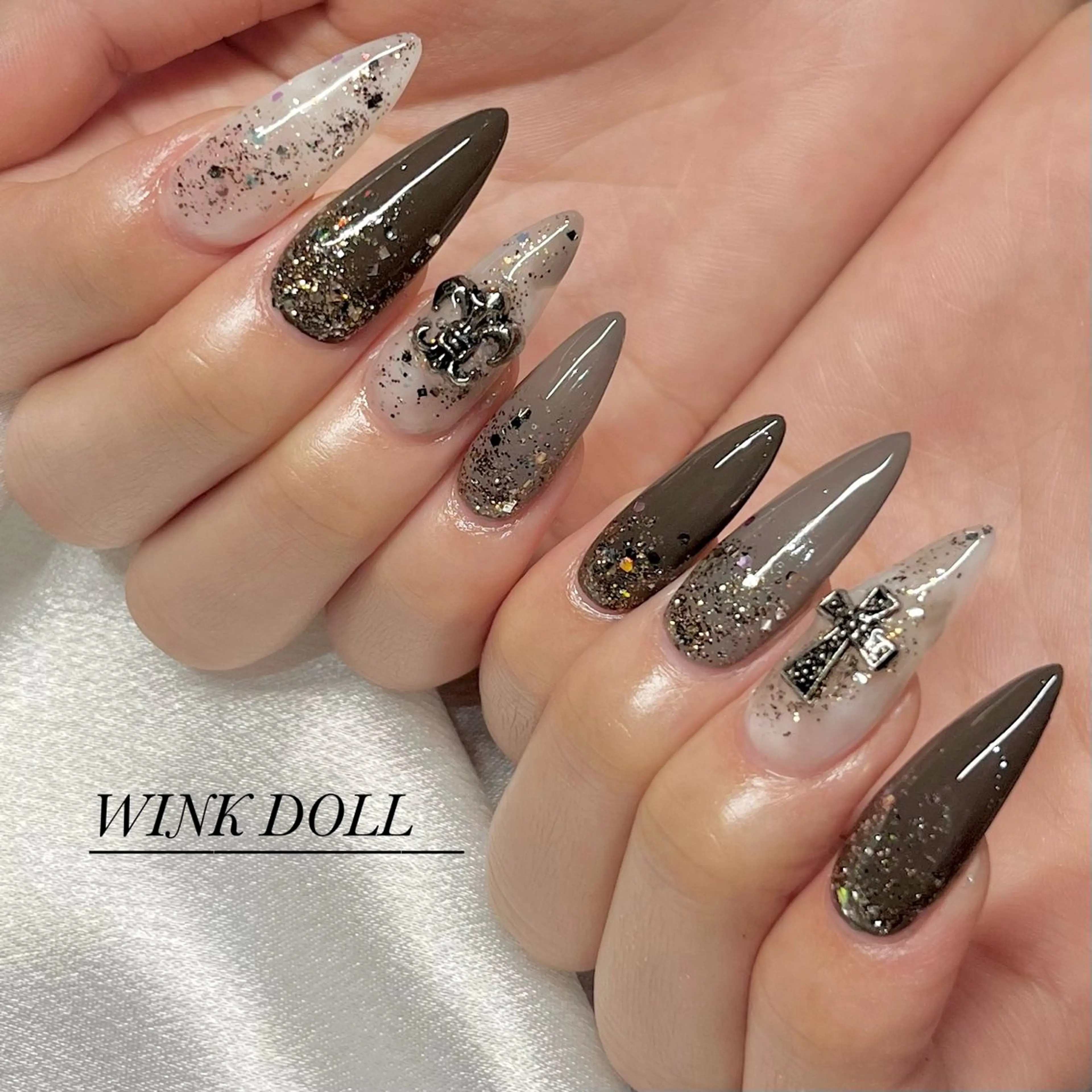 ネイル WINK DOLL 🌹MARIのネイルデザイン