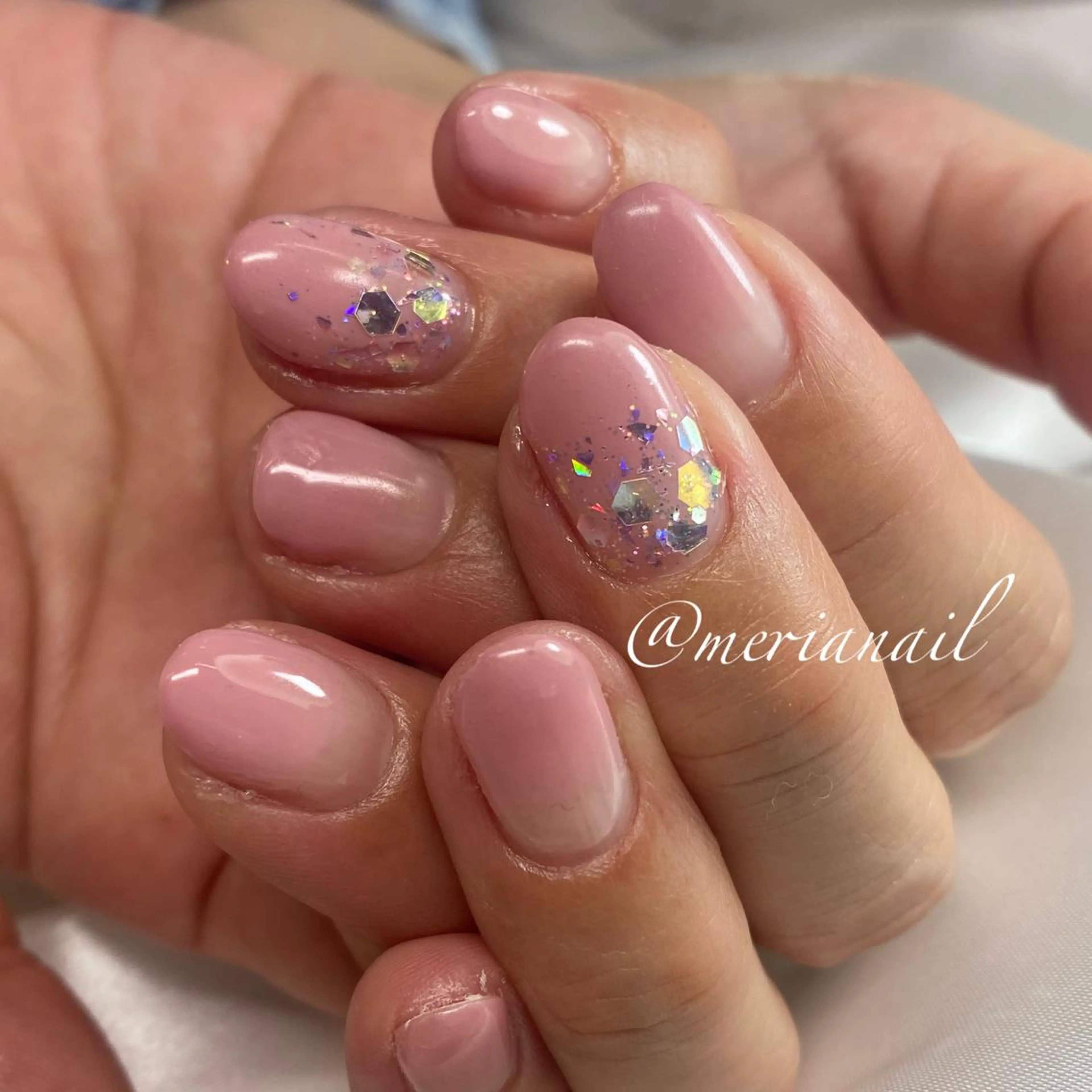 ショート カラー メンズ キッズ ネイル マツエク・マツパ アイブロウ 眉カラー メンズアイブロウ ラメ(グリッター) メンズネイル 春ネイル ハンドネイル INFINITY所属・INFINITY nailのネイルデザイン