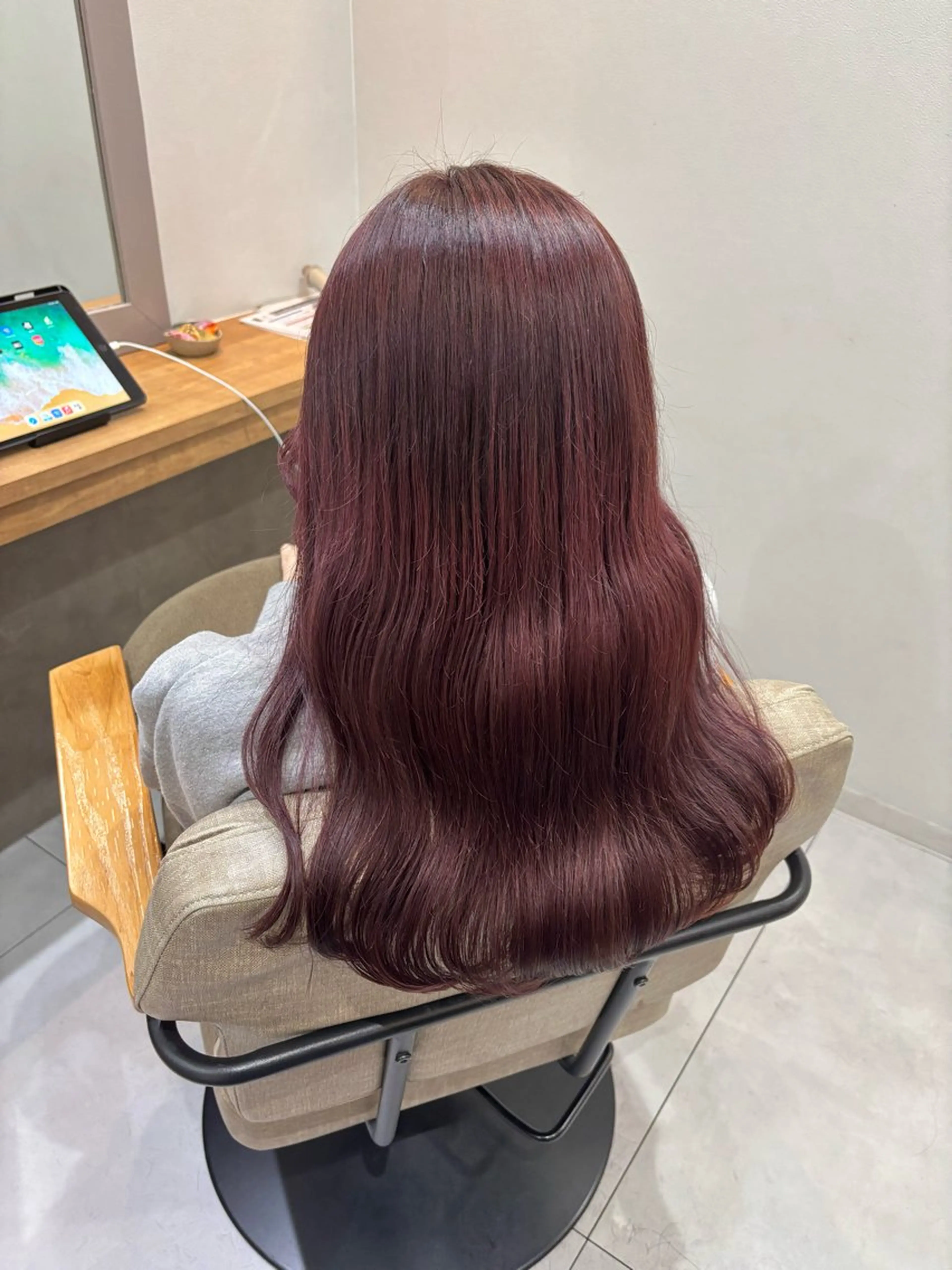 ロング カラー カット ヘアカラー トリートメント くさかみさき🌼暖色 /耳つぼ/オタク🌼のヘアスタイル