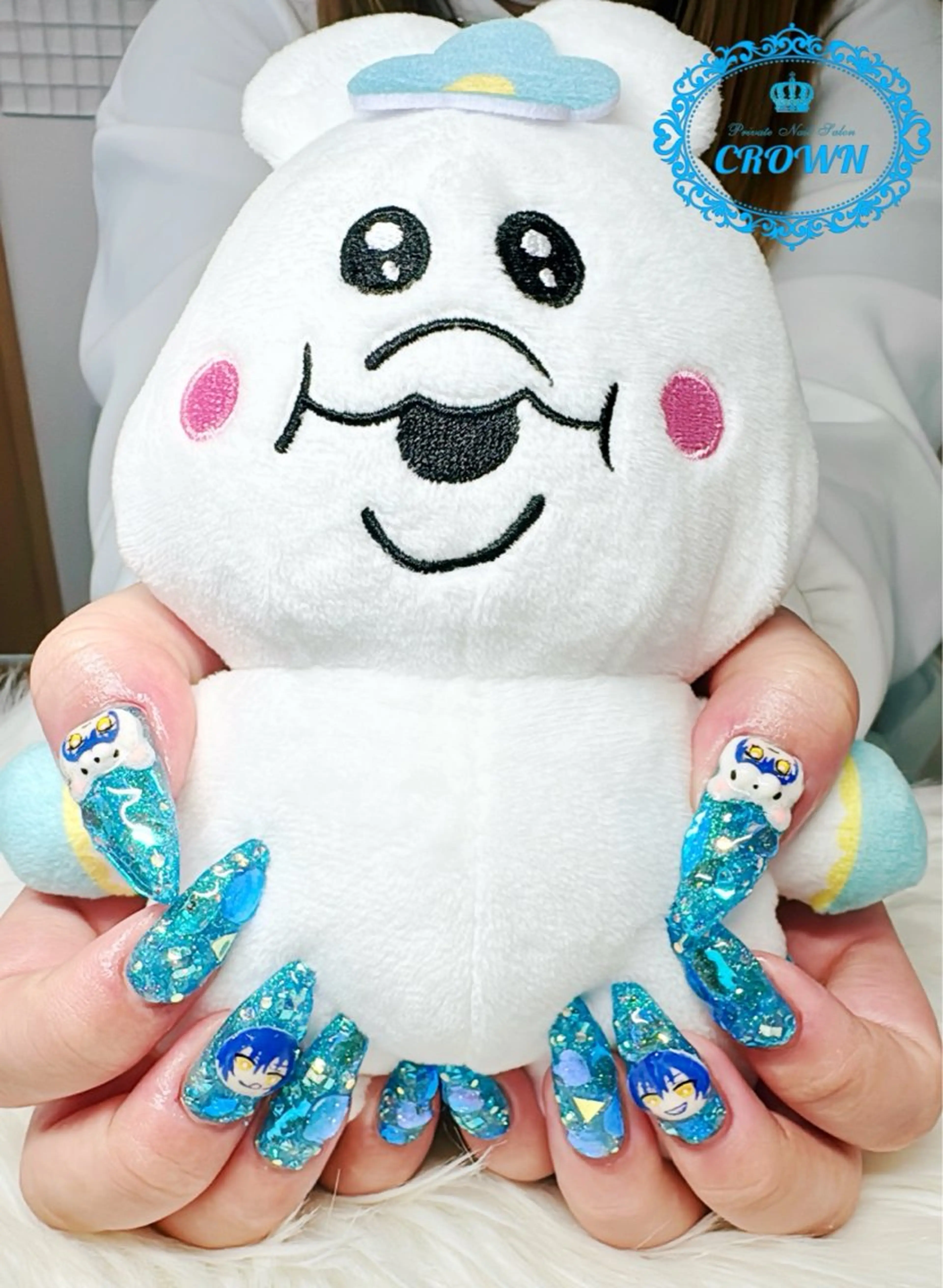 ネイル CROWN プライベートサロンのネイルデザイン