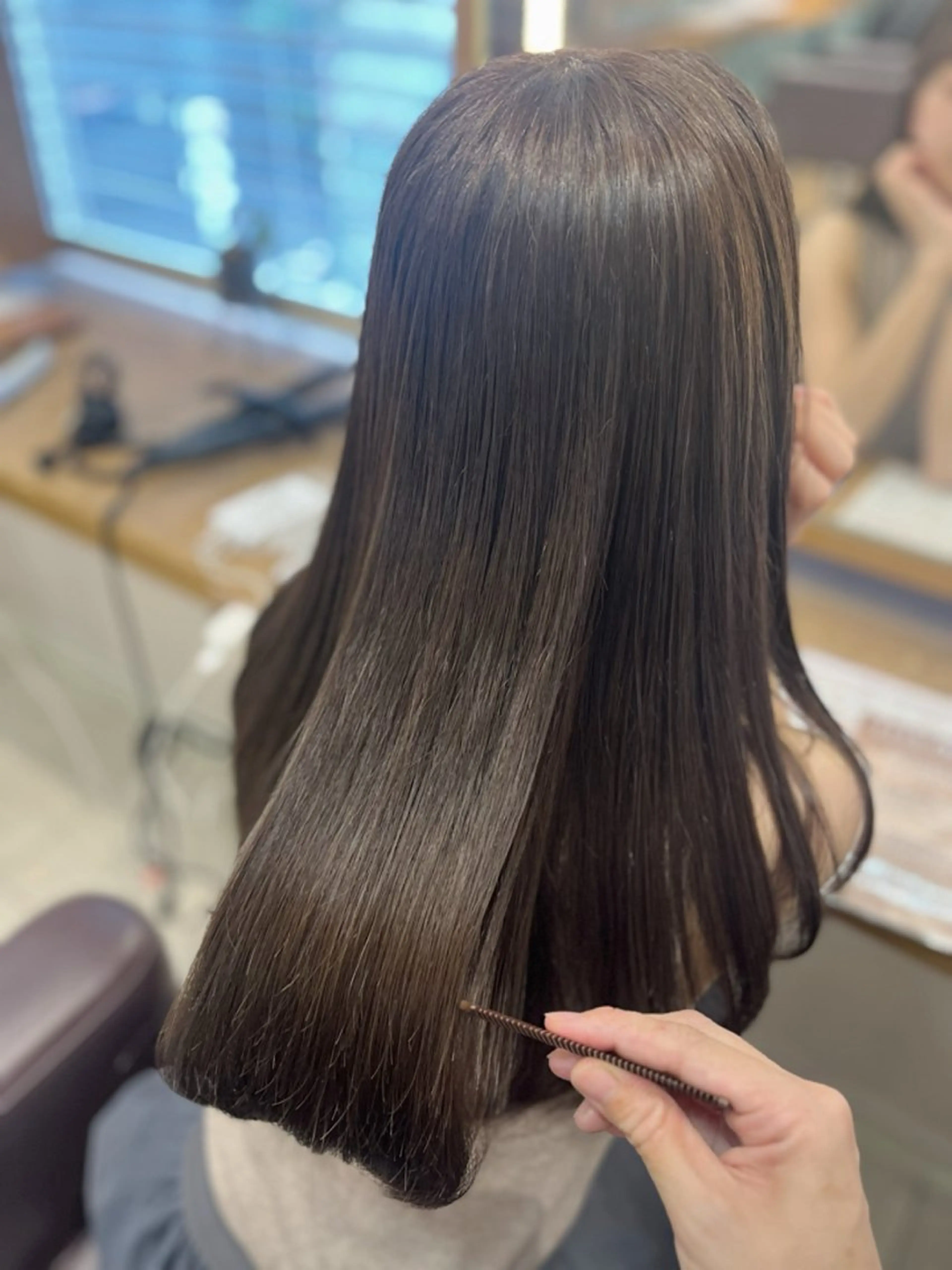 セミロング カラー ブルーカラー ブルーグレー ブルーグレージュ 透明感カラー グレージュ カット ヘアカラー トリートメント 透明感カラー/ 髪質改善/着付けのその他イメージ