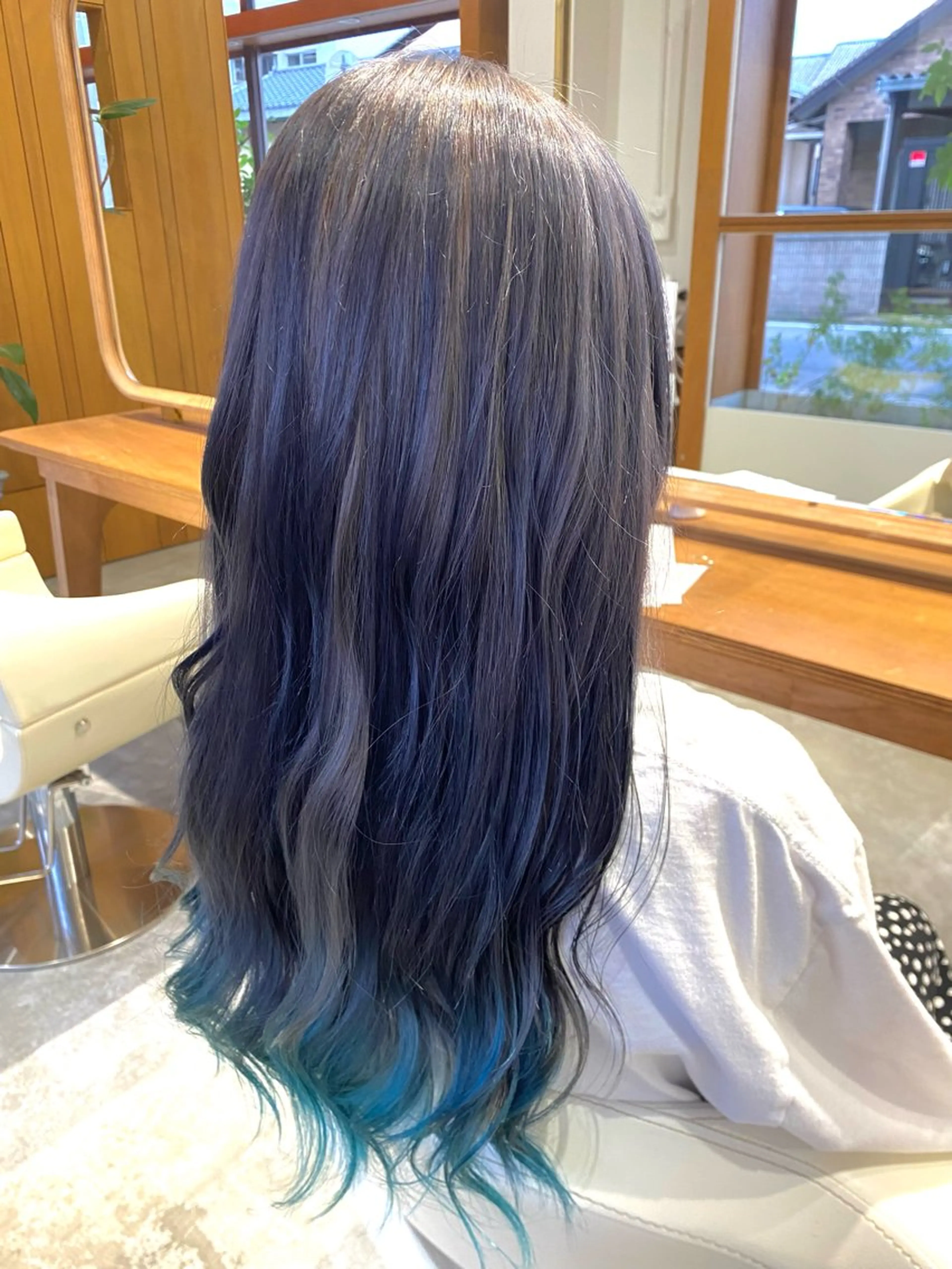 ロング カラー ブリーチ fulam所属・MIKU ／fulamのヘアスタイル