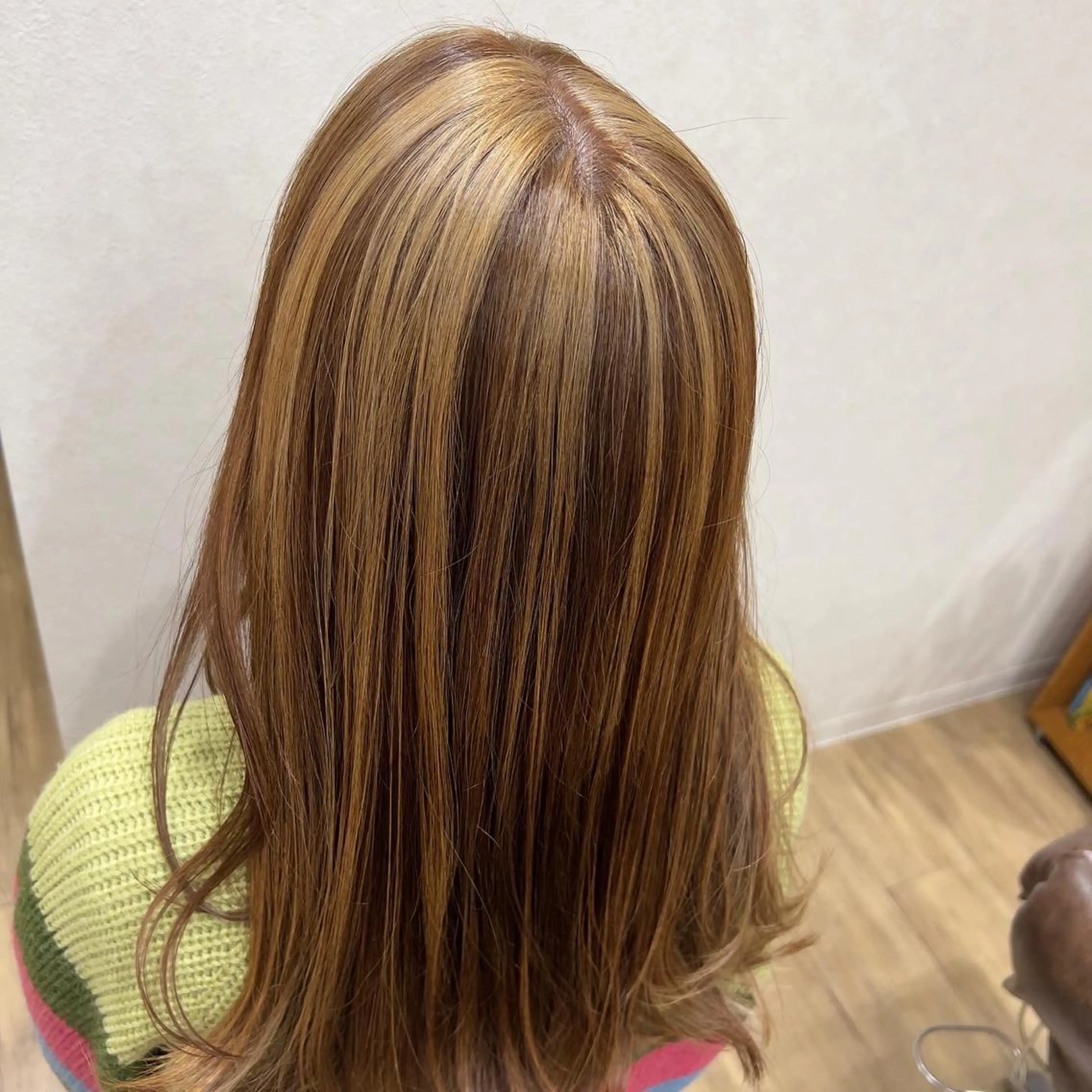 ミディアム カラー ハイライトカラー ハイライト 🍇おぐら めぐみ🍇のヘアスタイル