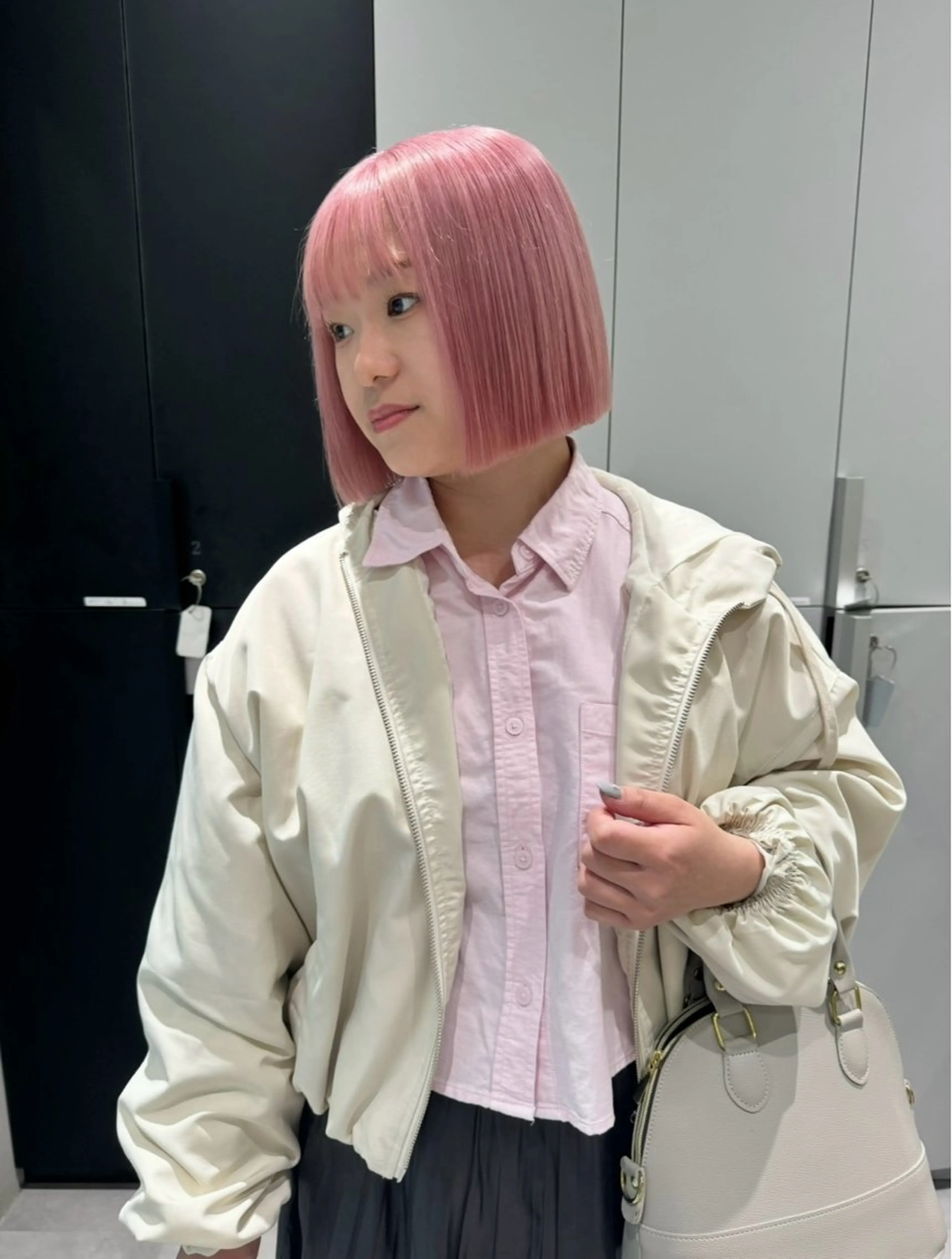 ショート カラー ブリーチ ピンクカラー カット ヘアカラー ハルヒ/ハイトーン /ボブのヘアスタイル