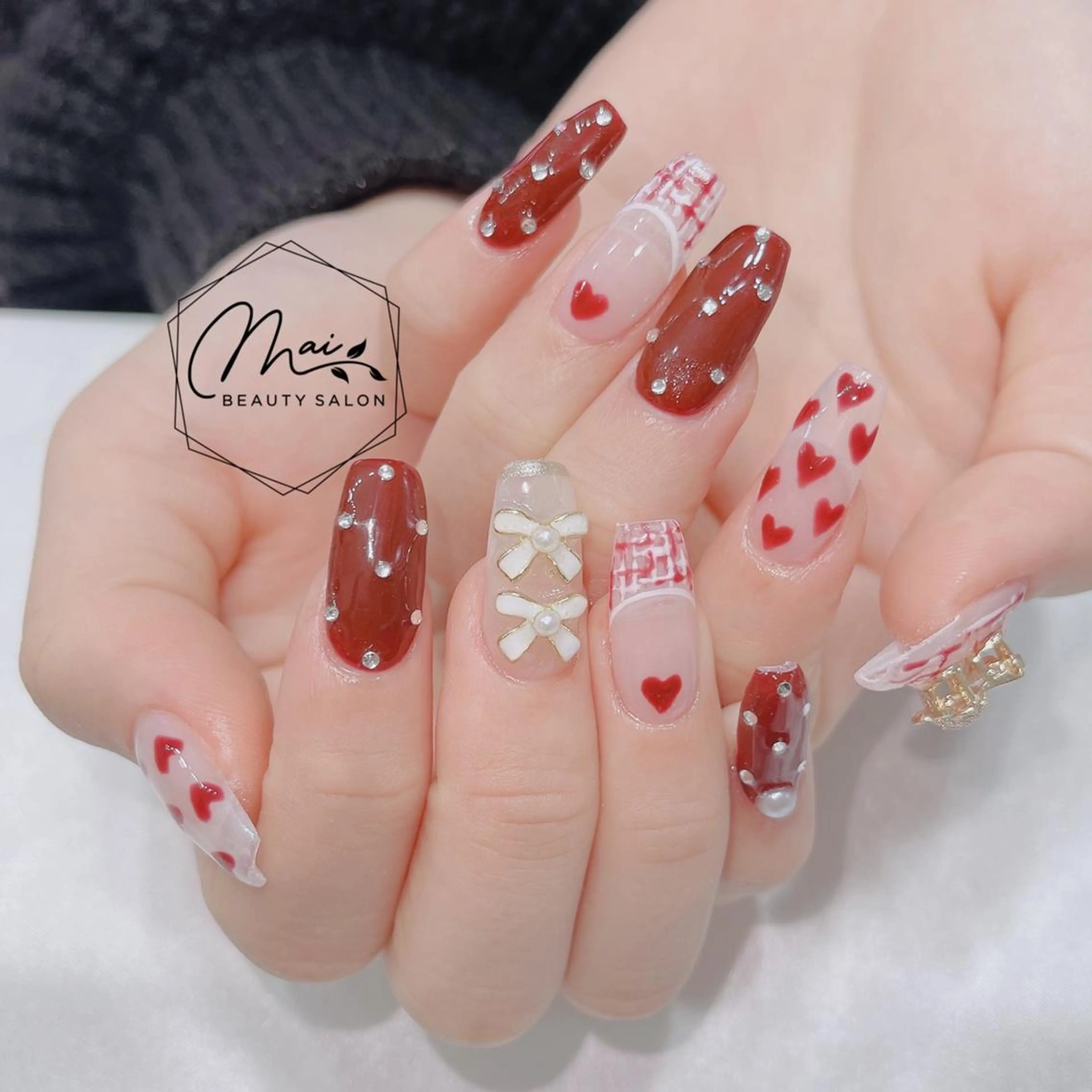 ネイル オーロラネイル 長さ出し フラッシュネイル フレンチネイル ジェルネイル MaiBeauty Niのネイルデザイン