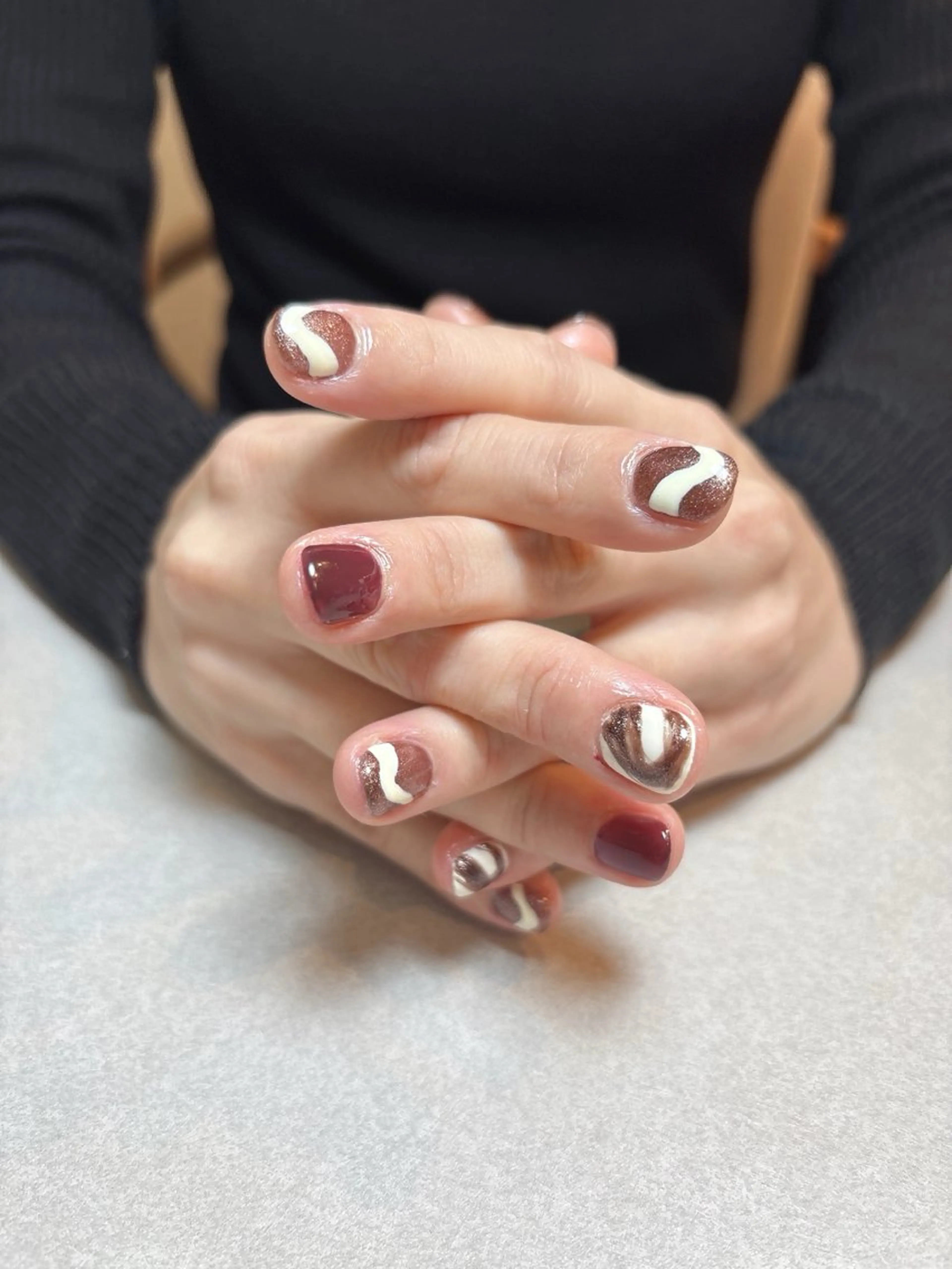 ネイル ブラウン マグネットネイル N mikaのネイルデザイン