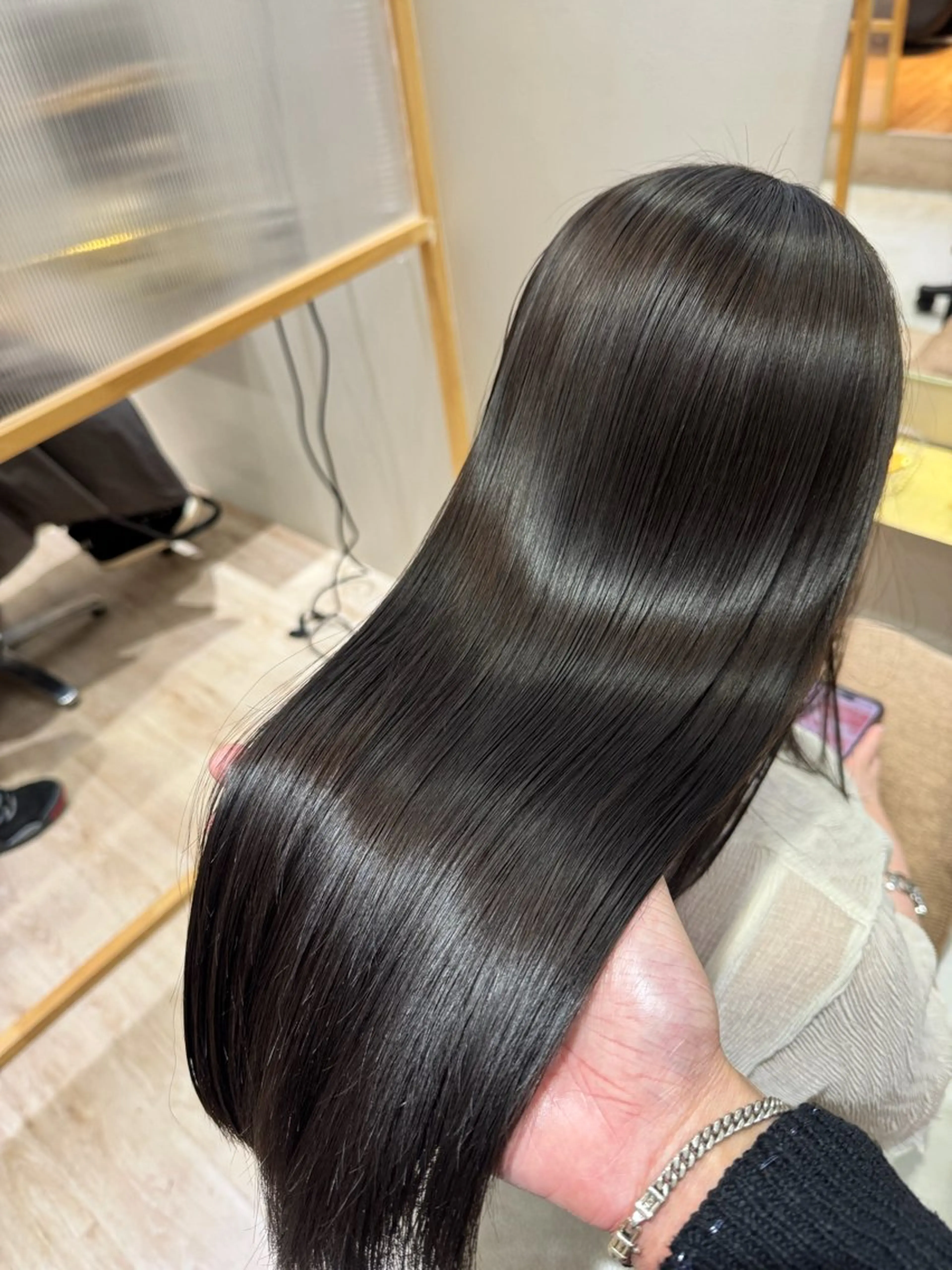 セミロング カット ヘアカラー トリートメント 髪質改善/縮毛矯正/ 🌟櫻井🌟のヘアスタイル