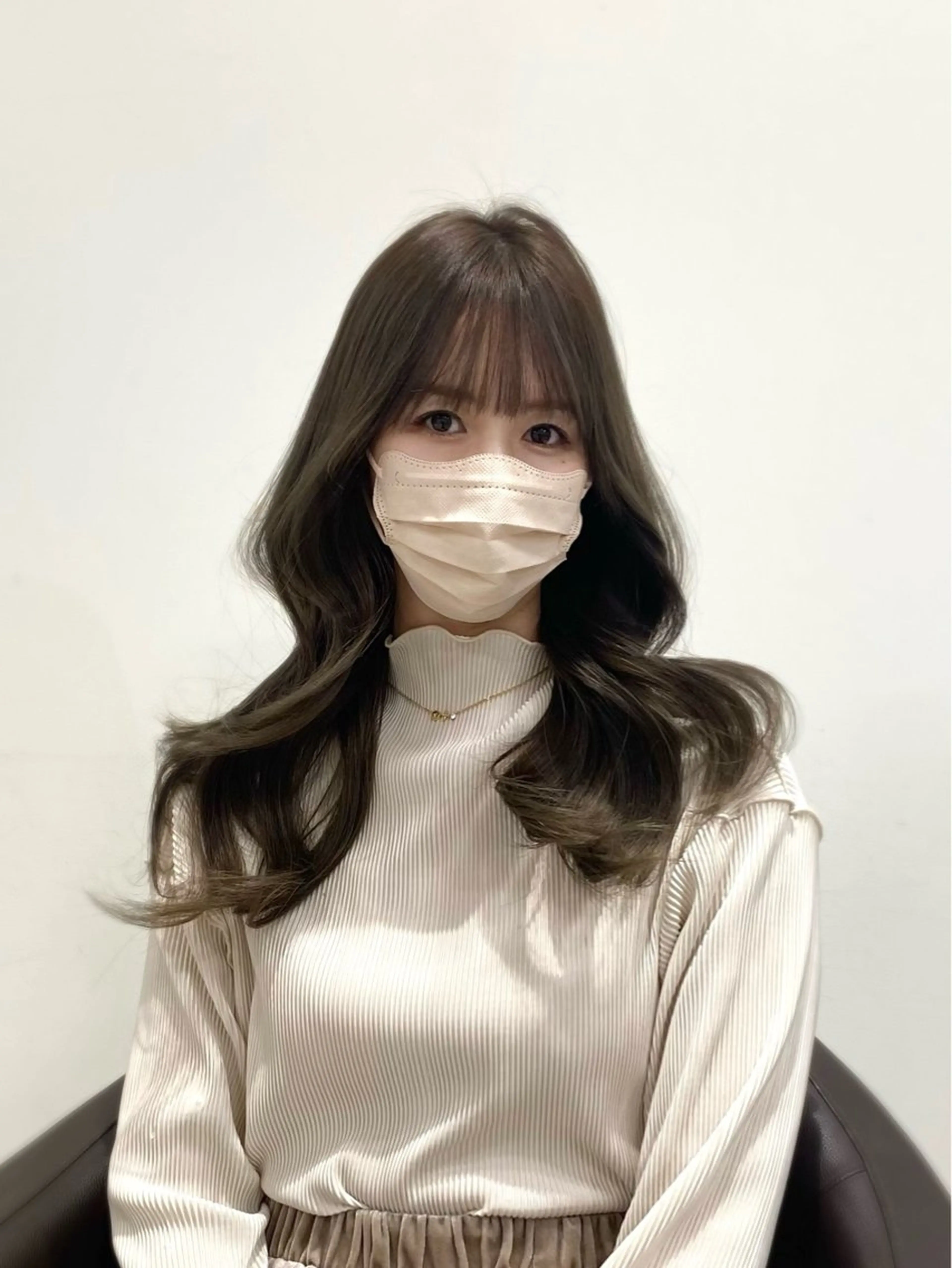 セミロング カラー 岡山 愛のヘアスタイル