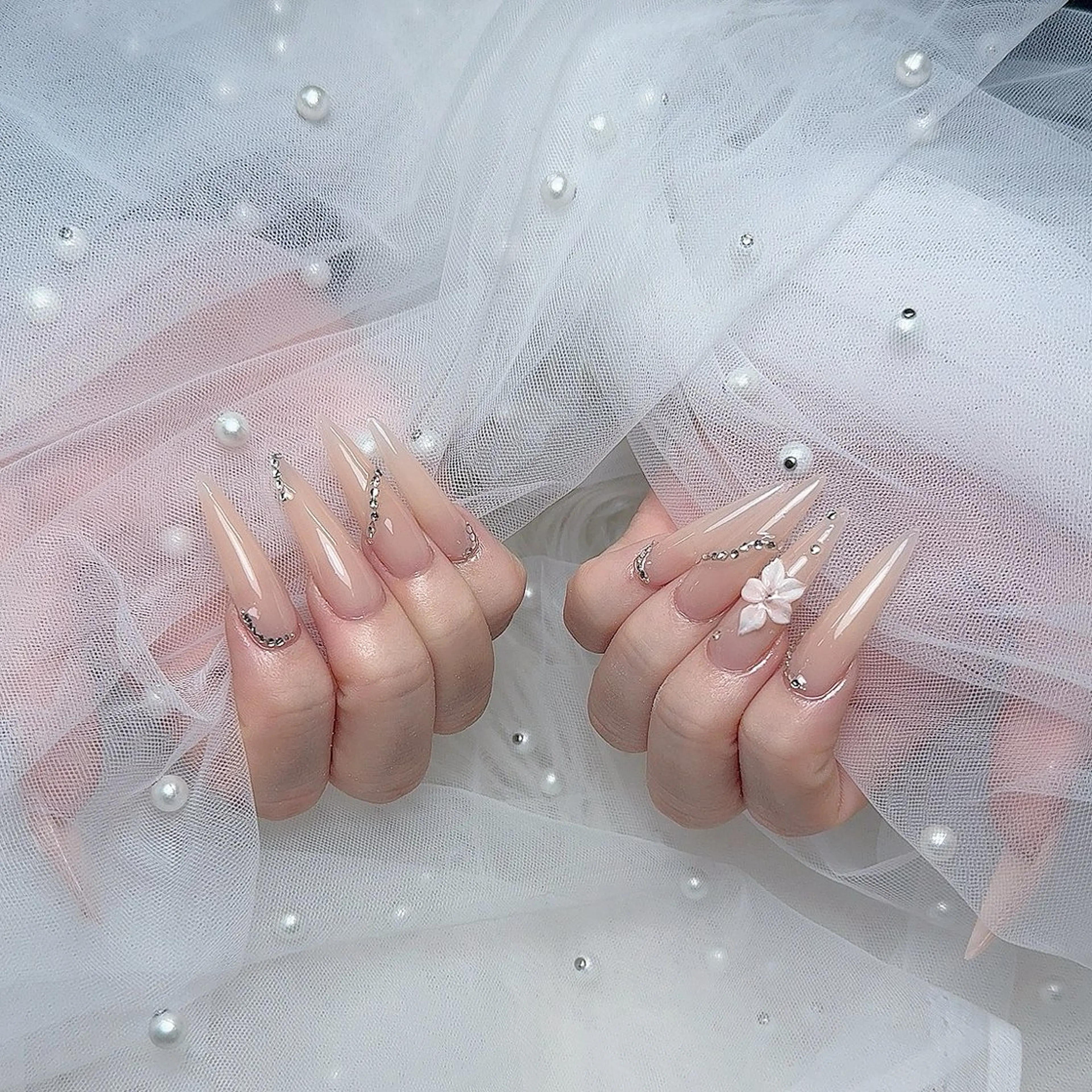 ネイル ENSalon 愛佳のネイルデザイン