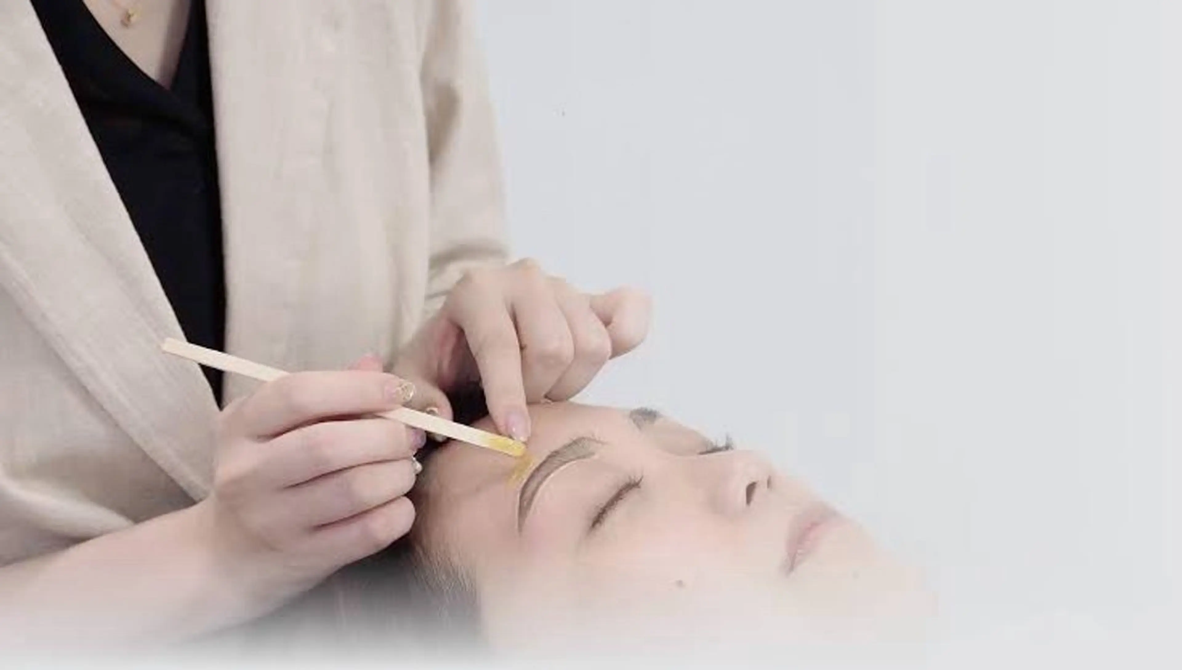 アイブロウ EYECON所属・EYECON 小倉店のマツエク・マツパデザイン