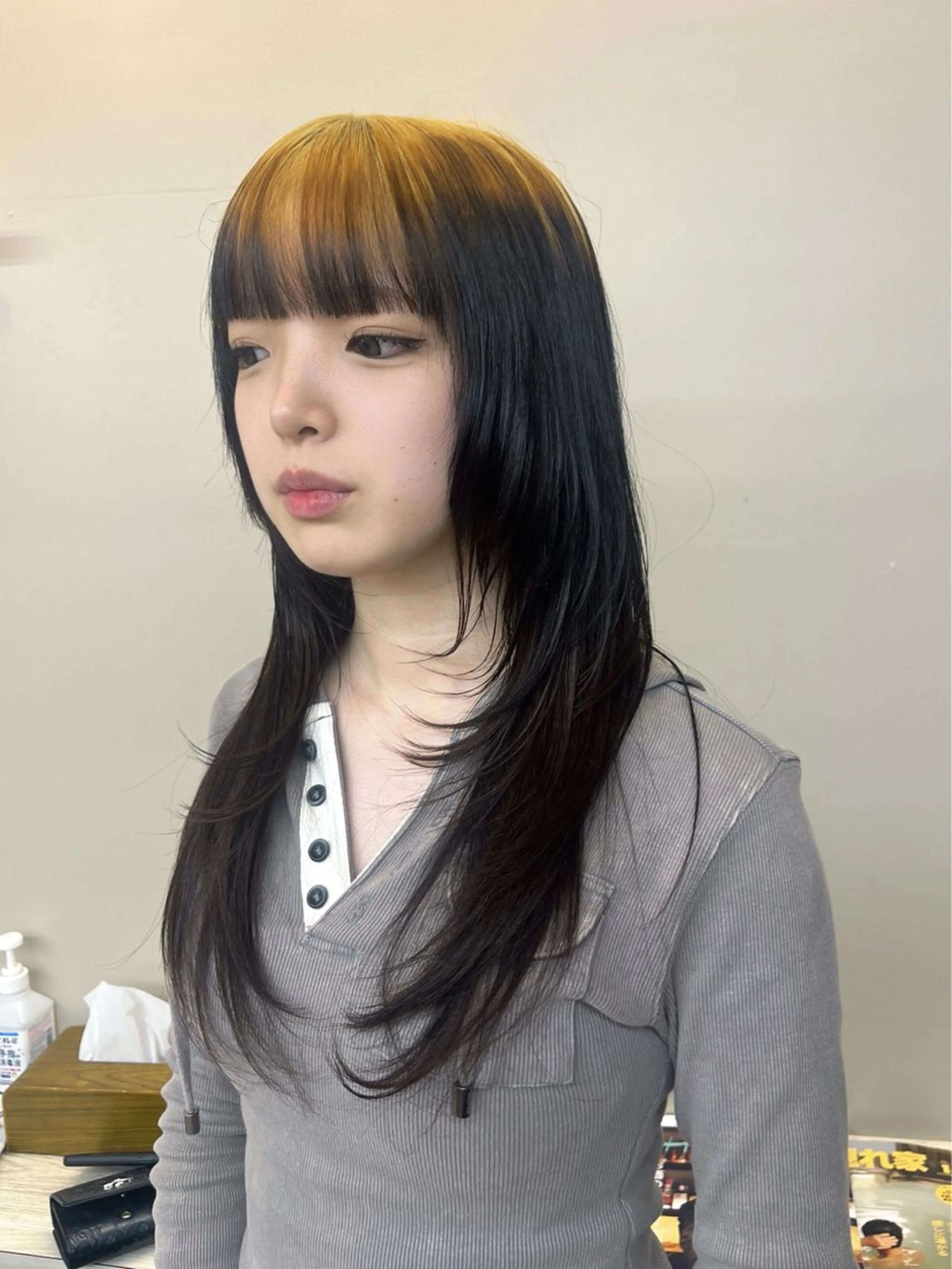 ロング カット トリートメント ✩.*Aise⟡.· 艶カラー🐈‍⬛🩶のヘアスタイル