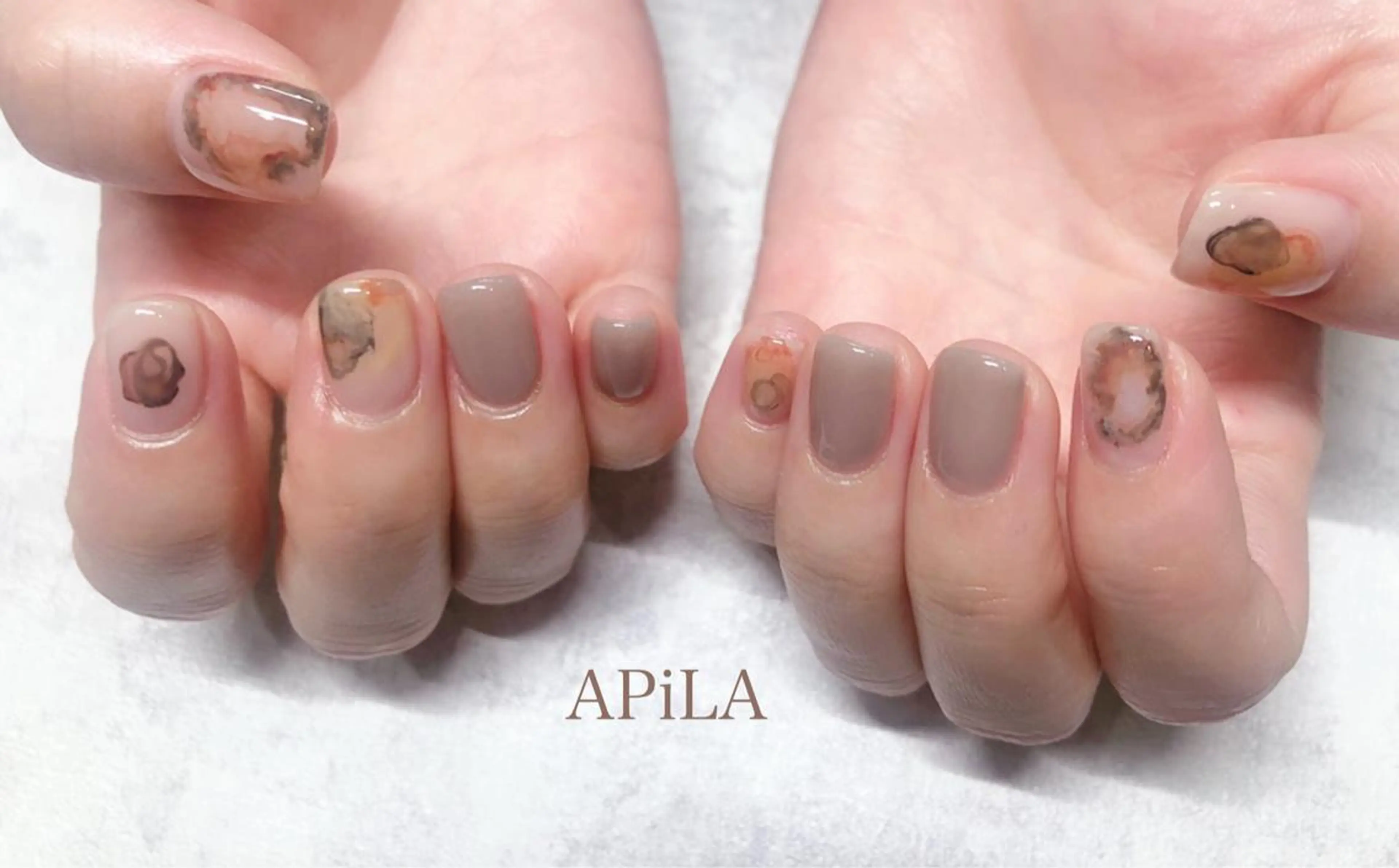 ネイル APiLA 甲斐田のネイルデザイン