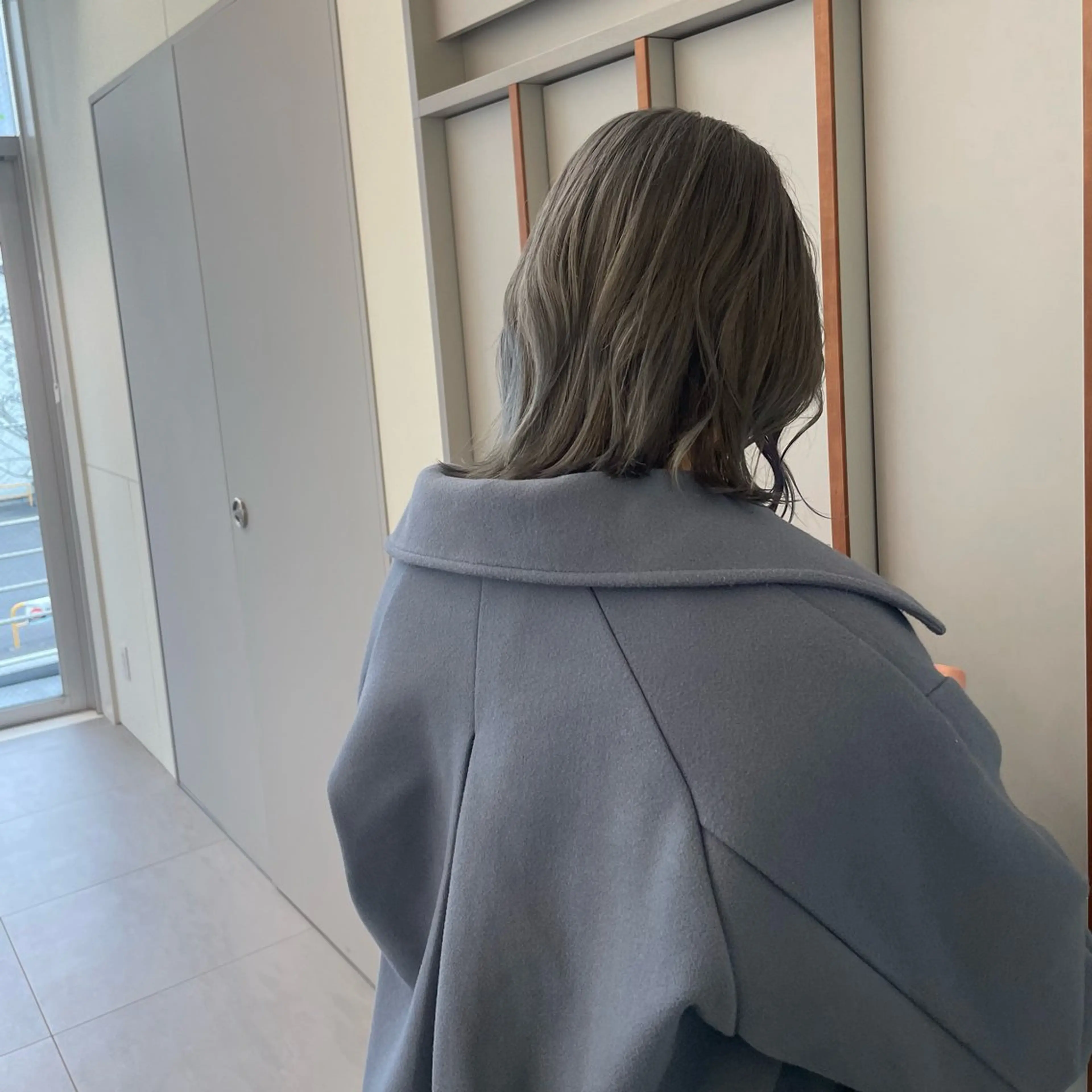 ショート カラー ベージュカラー ブリーチ 透明感カラー ダブルカラー グレージュ ヘアカラー トリートメント ブリーチ/レイヤー 🌻Mutsumiのヘアスタイル