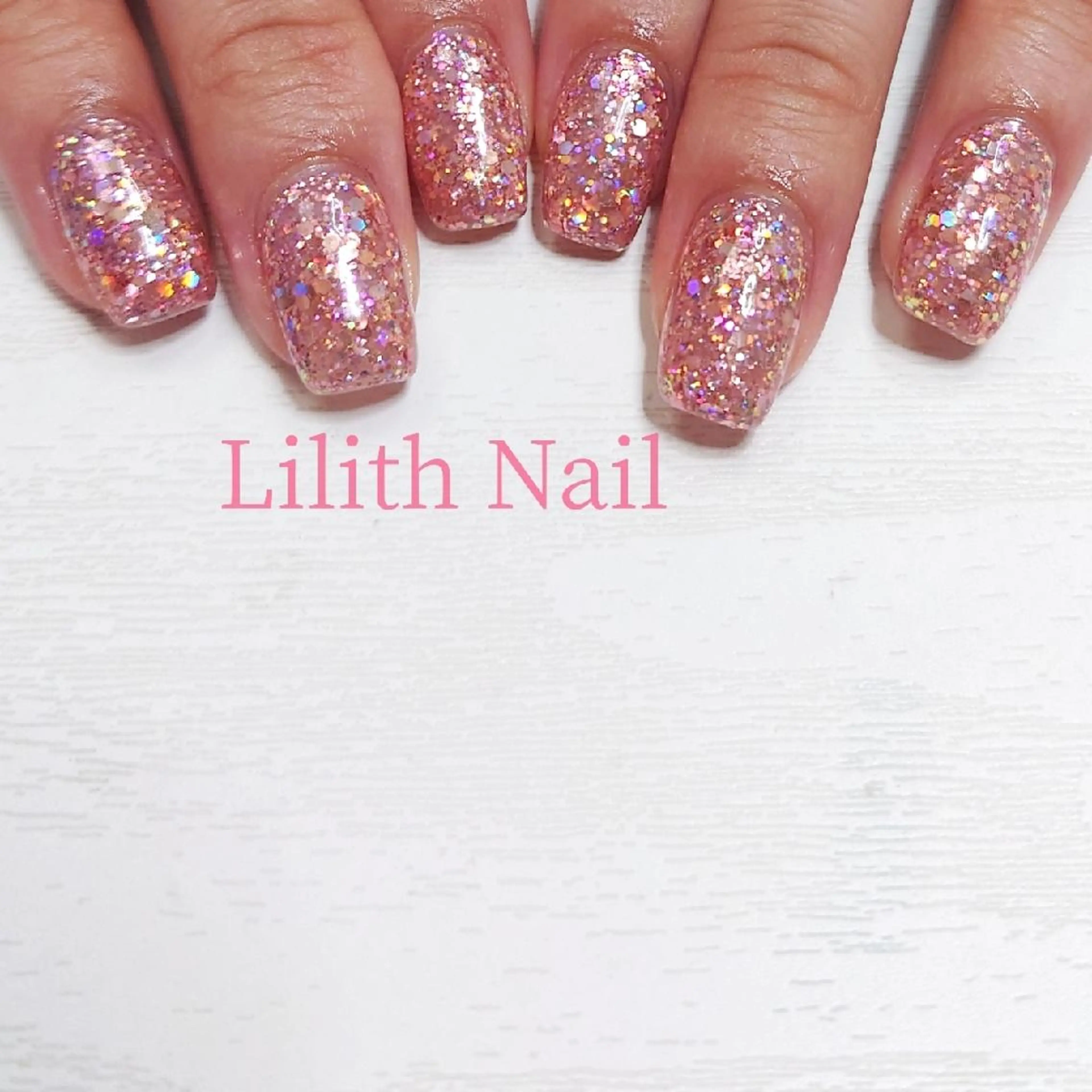 ネイル ラメ(グリッター) ハンドネイル Lilith Nailのネイルデザイン