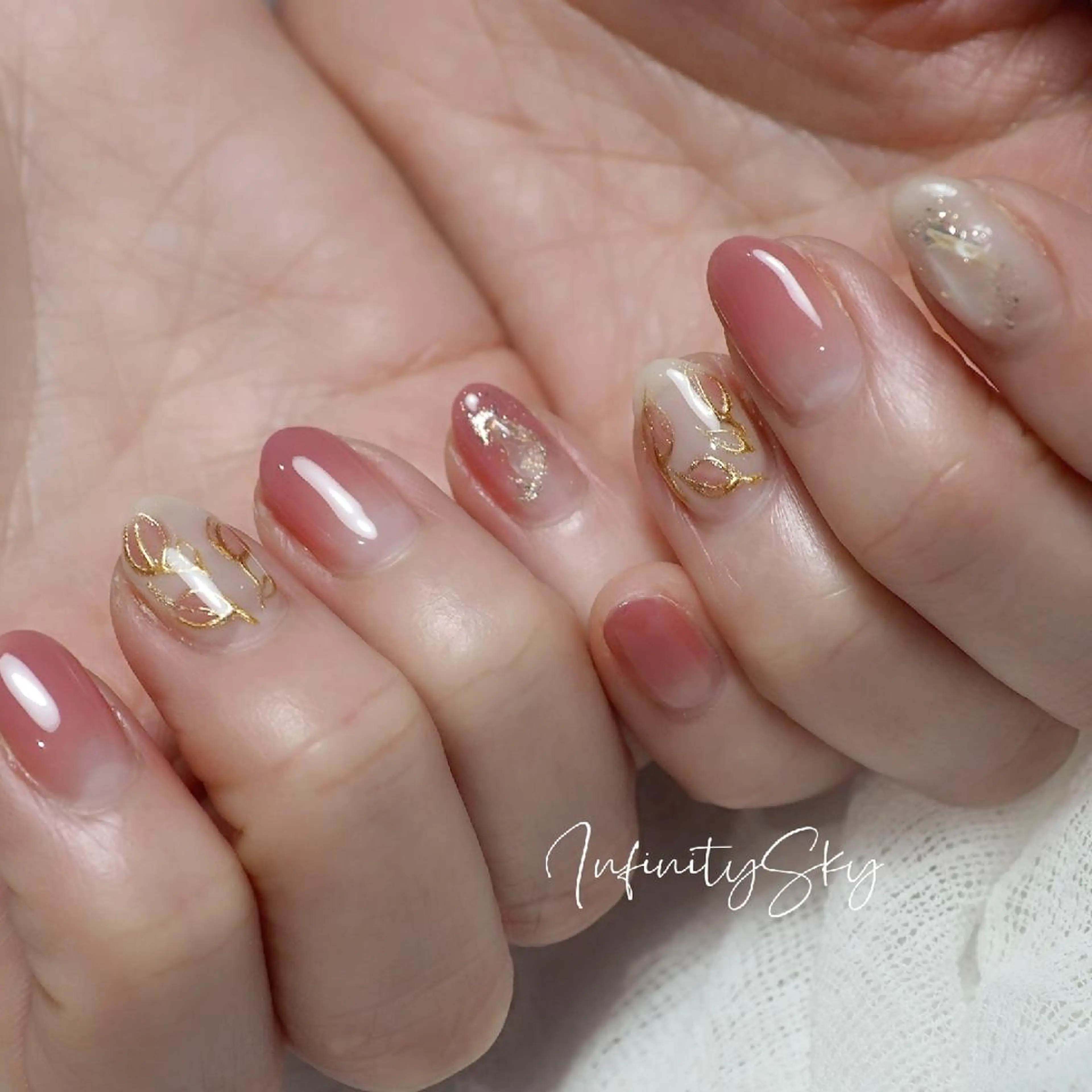 ネイル infinity skyのネイルデザイン