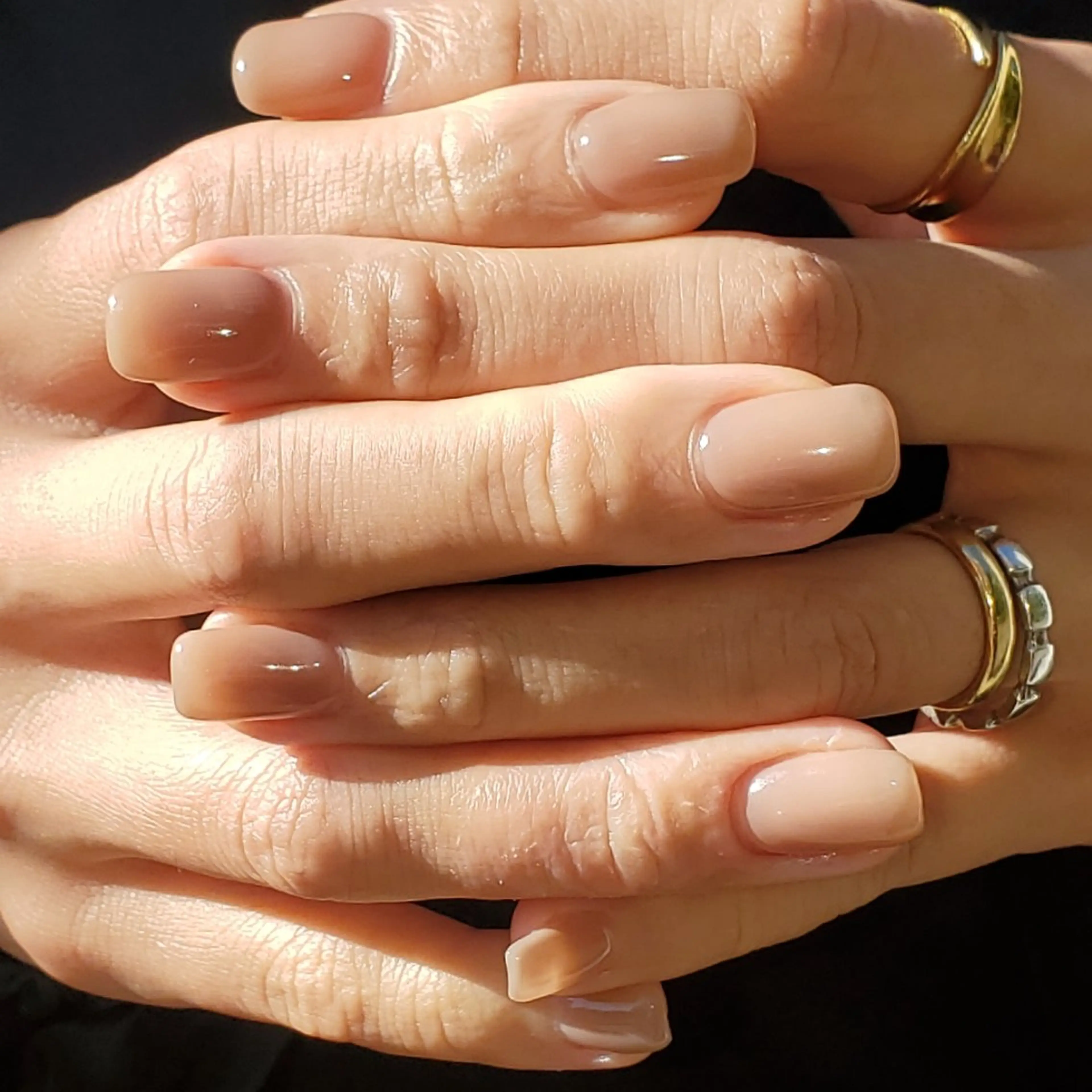 ネイル MOM  原宿店所属・MoM マムネイル原宿のネイルデザイン