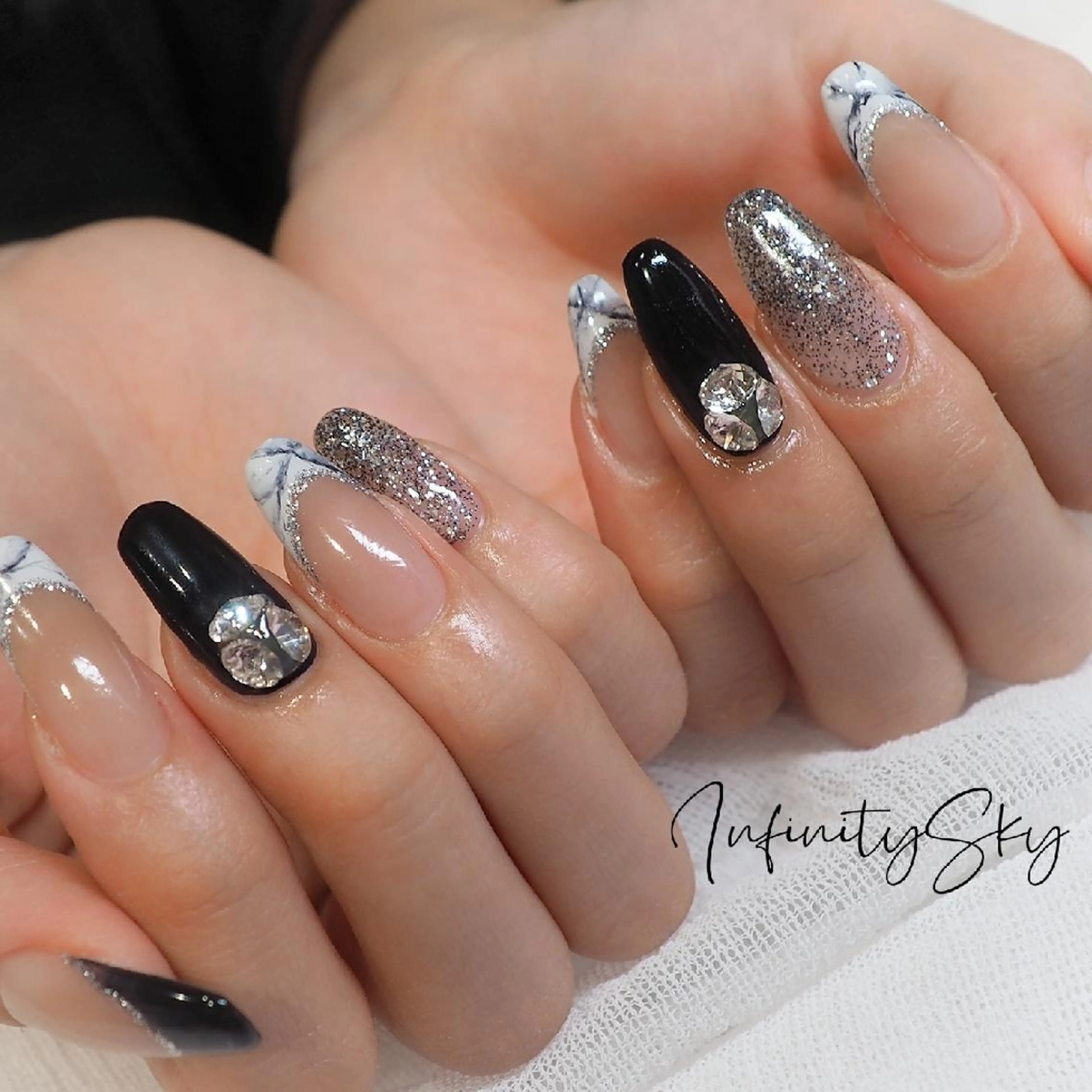 ネイル アートネイル ハンドネイル infinity skyのネイルデザイン