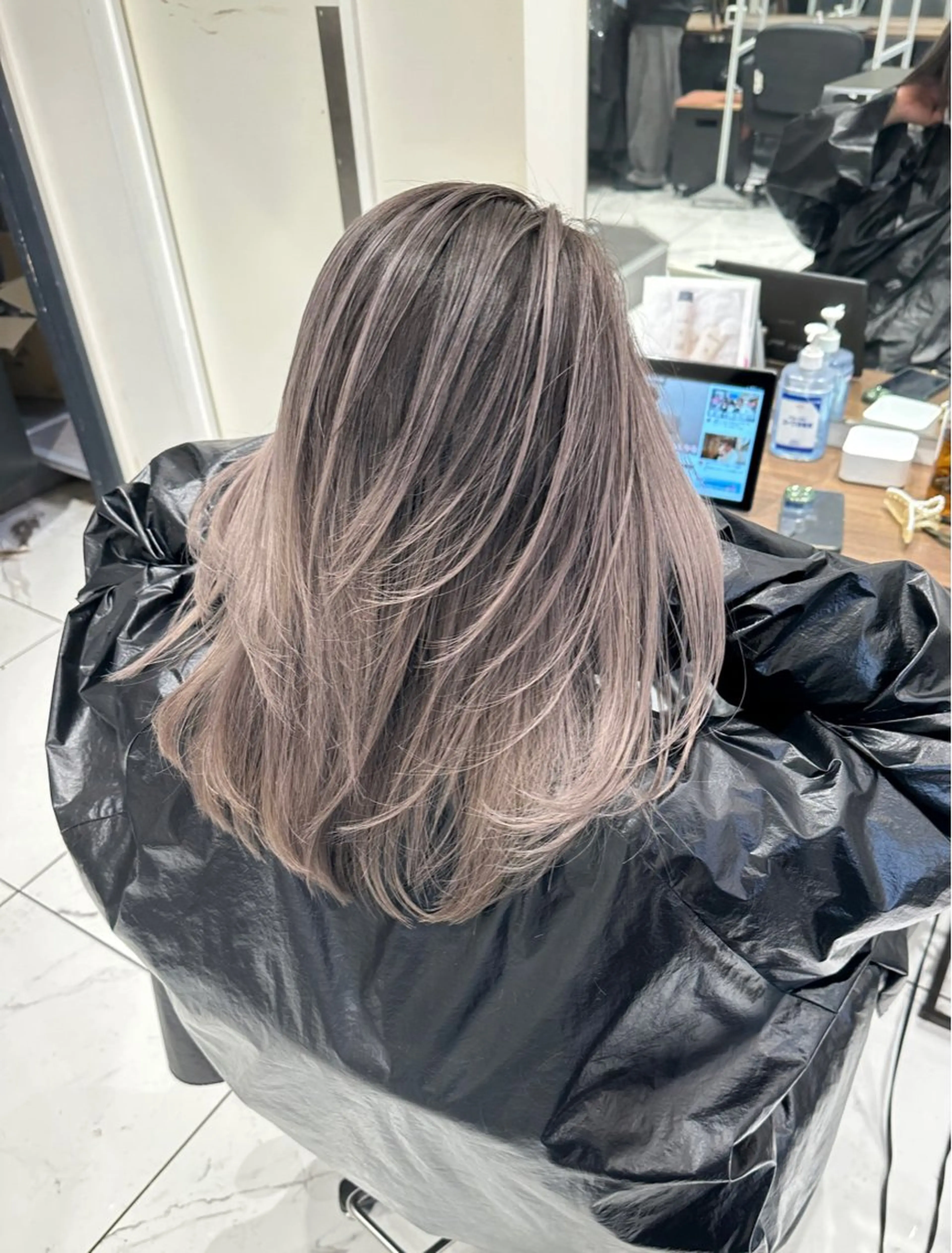 オリジナルレイヤーカット+髪質改善トリートメント✨の写真