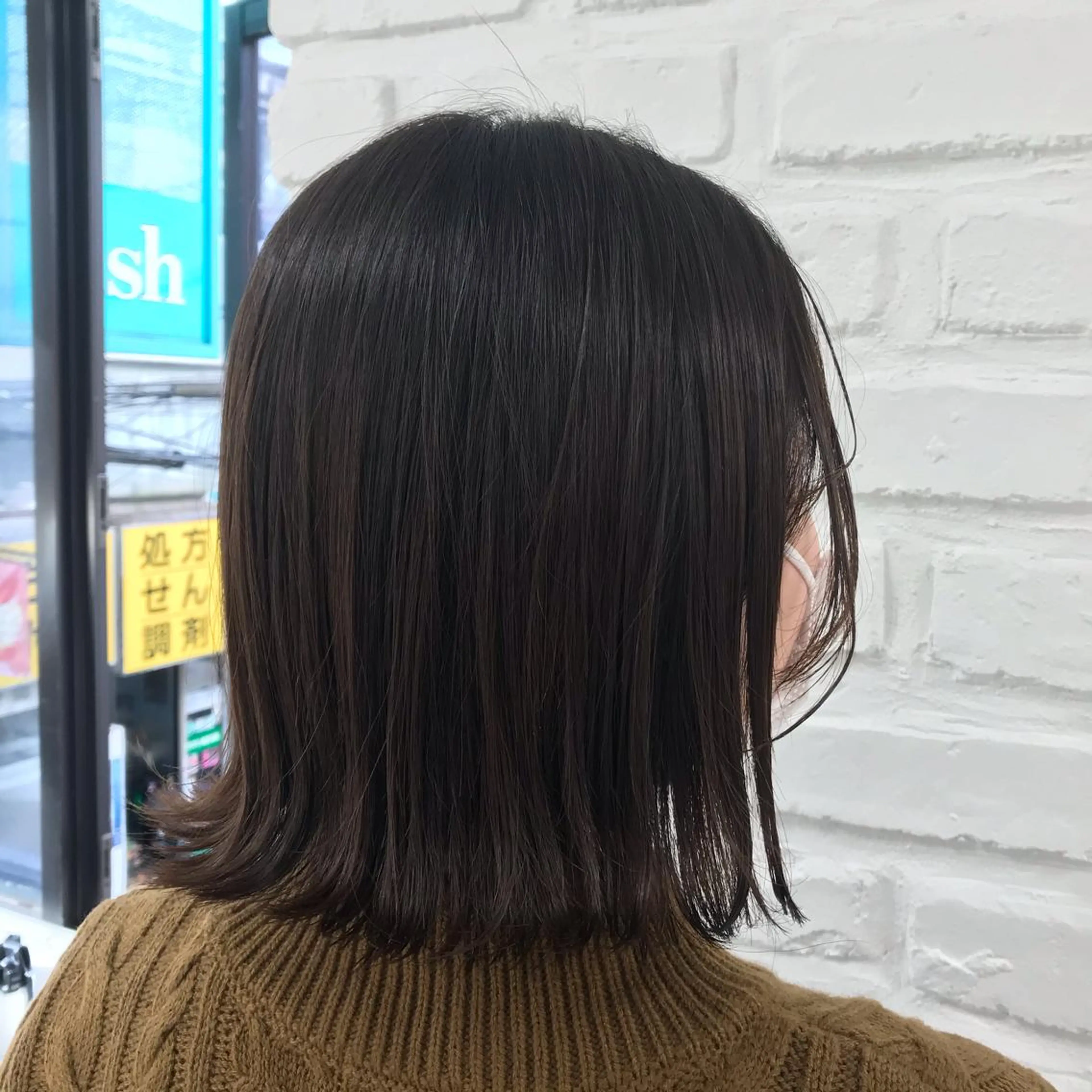 ミディアム 切りっぱなしボブ ボブ 外ハネヘア カット トリートメント 【暖色カラー特化】 中山由梨のヘアスタイル