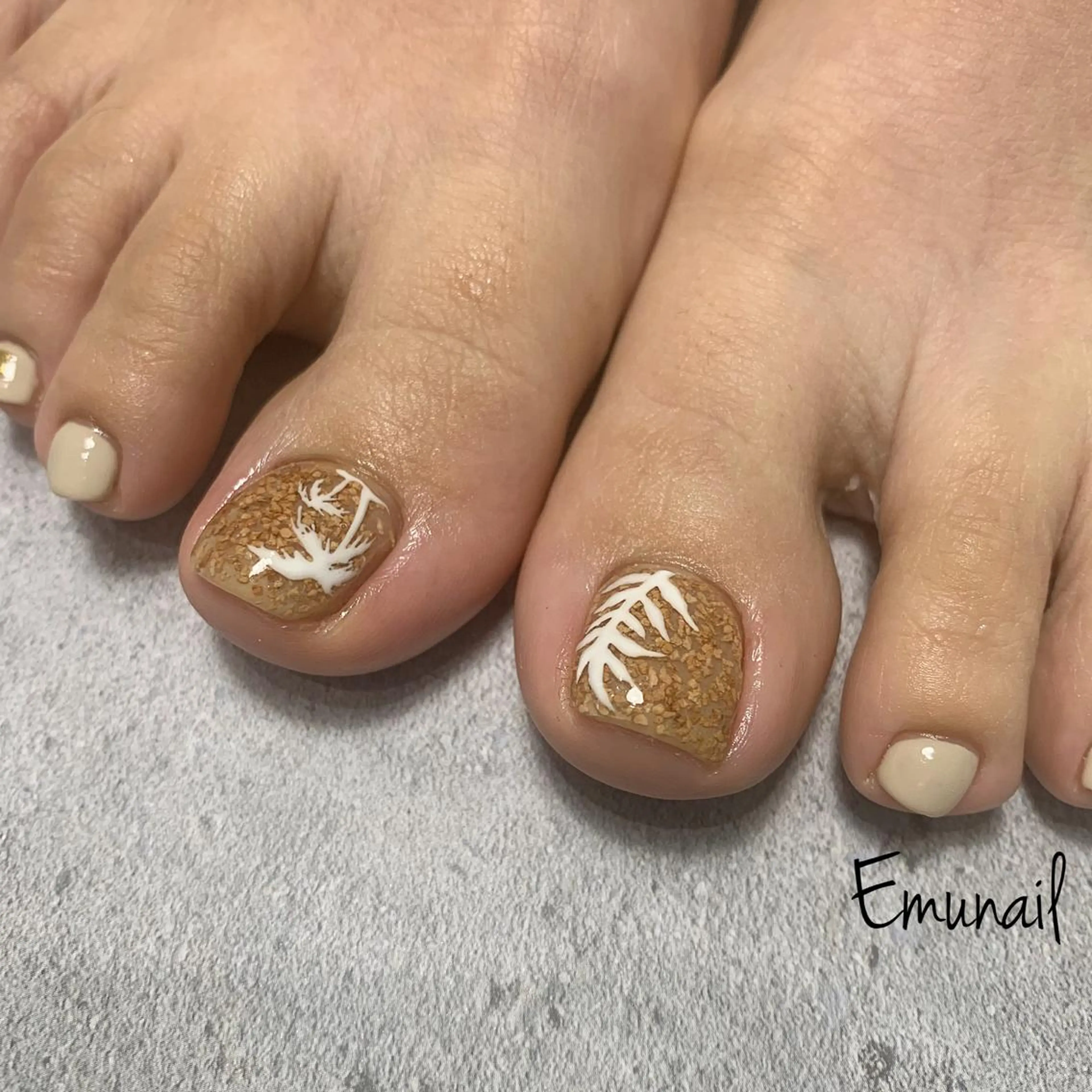 ネイル フットネイル Emu Nailのネイルデザイン
