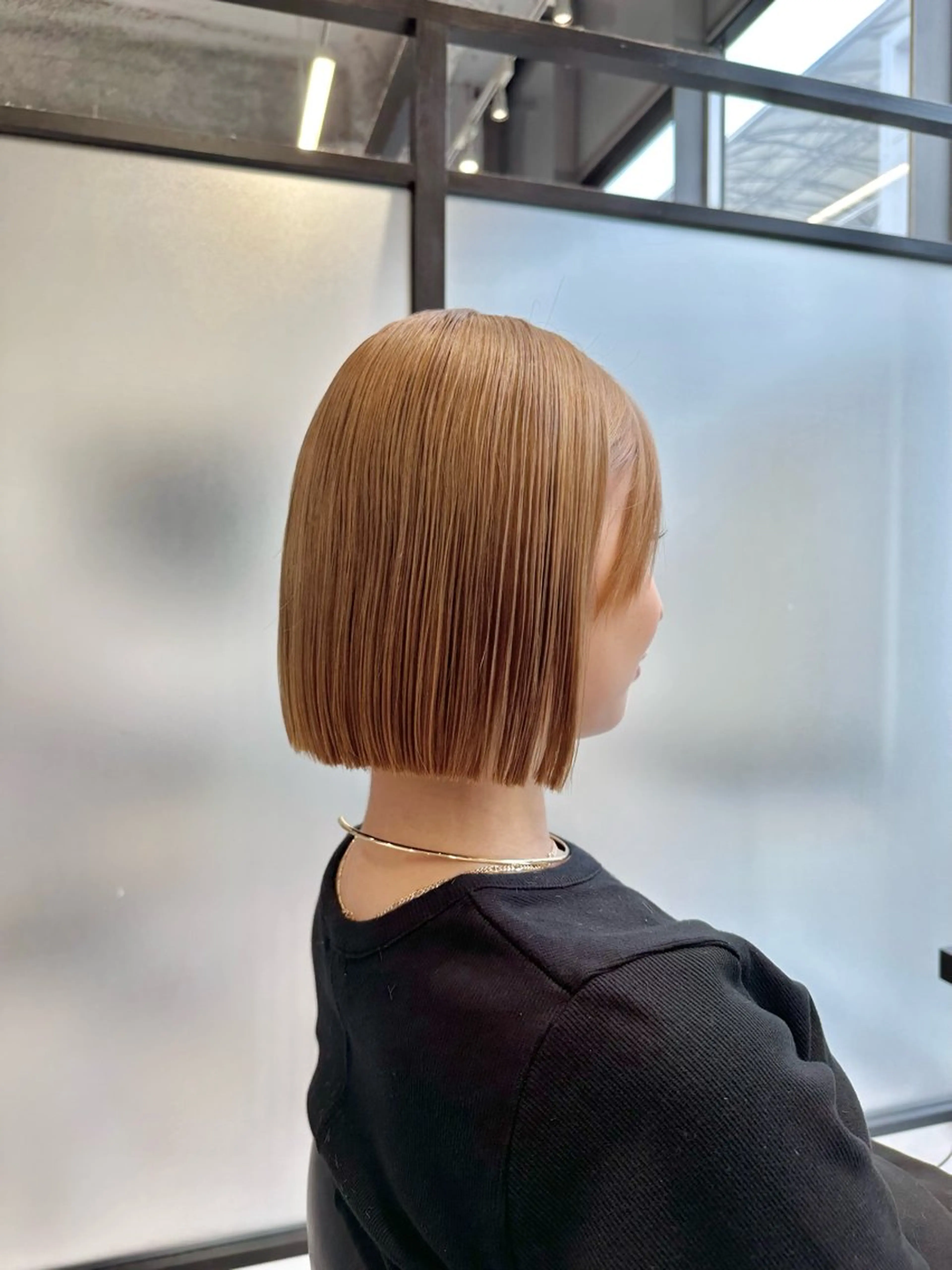 ショート SALOWIN心斎橋Suite店所属・洗っても取れない 髪質改善|OJIROのヘアスタイル