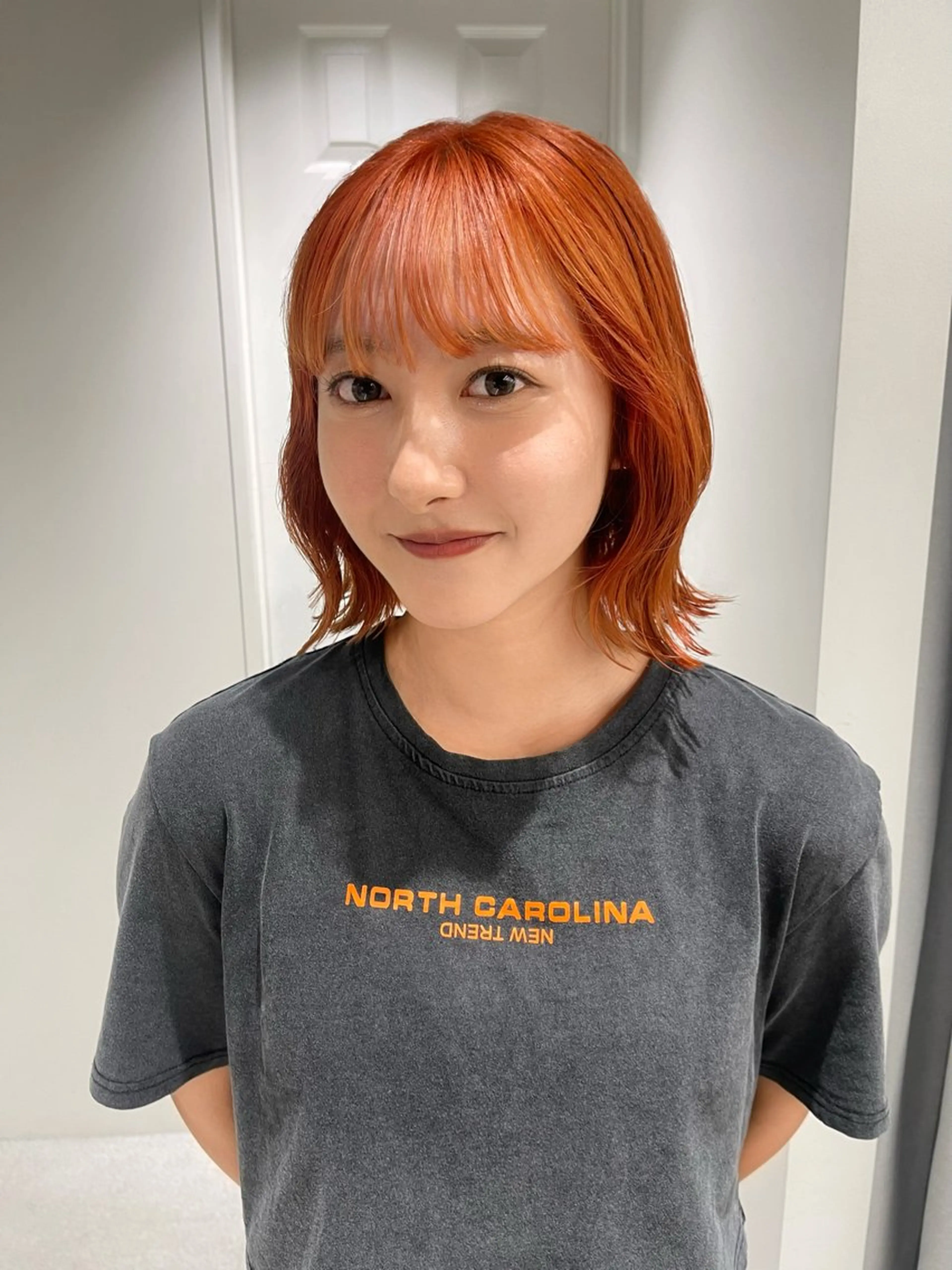 ミディアム 顔まわりレイヤー 顔周りカット 髪質改善 レイヤーカット トリートメント ARISA︎ ハイトーン/メンズCのヘアスタイル