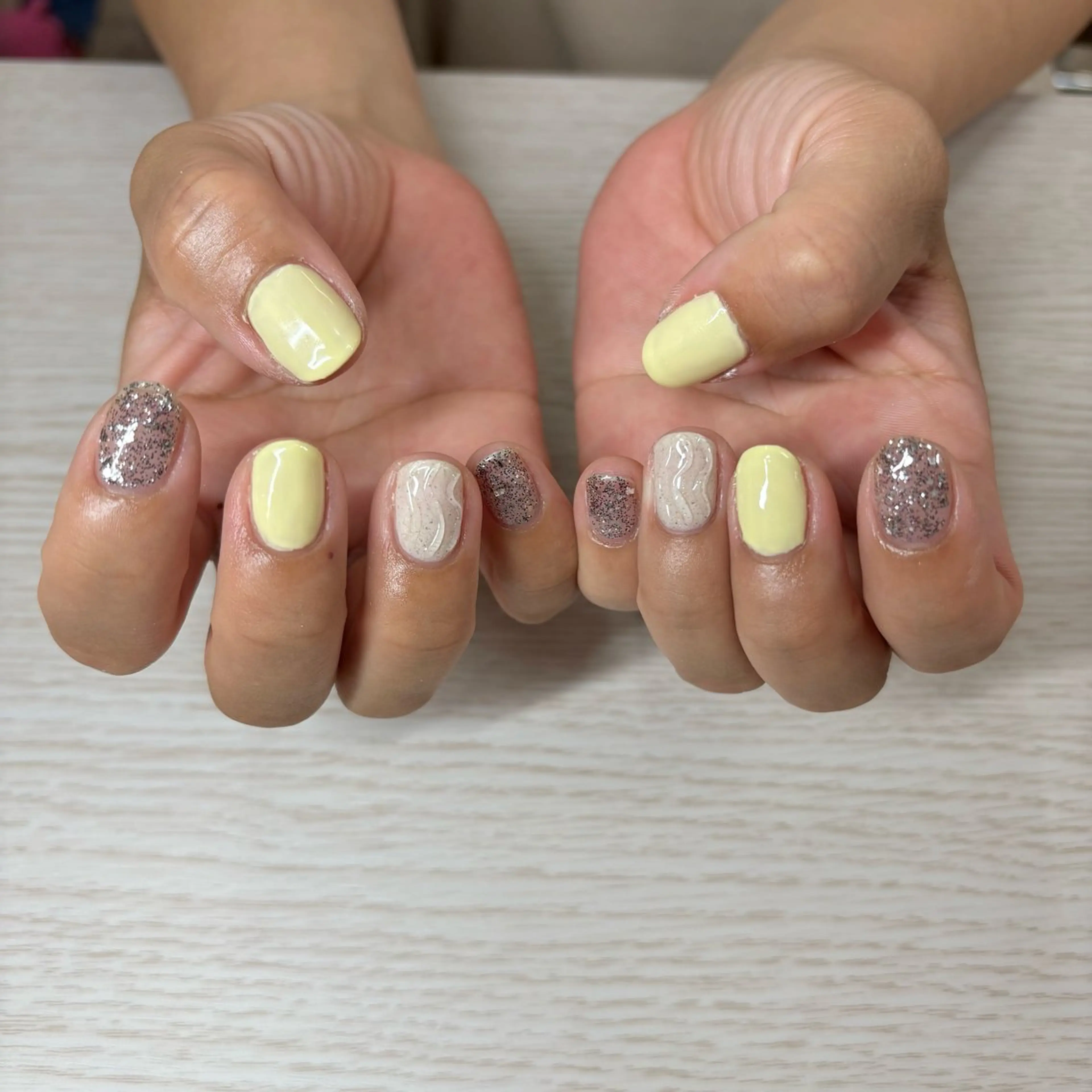 ネイル TRU NAIL大船店所属・TRU かつらのネイルデザイン