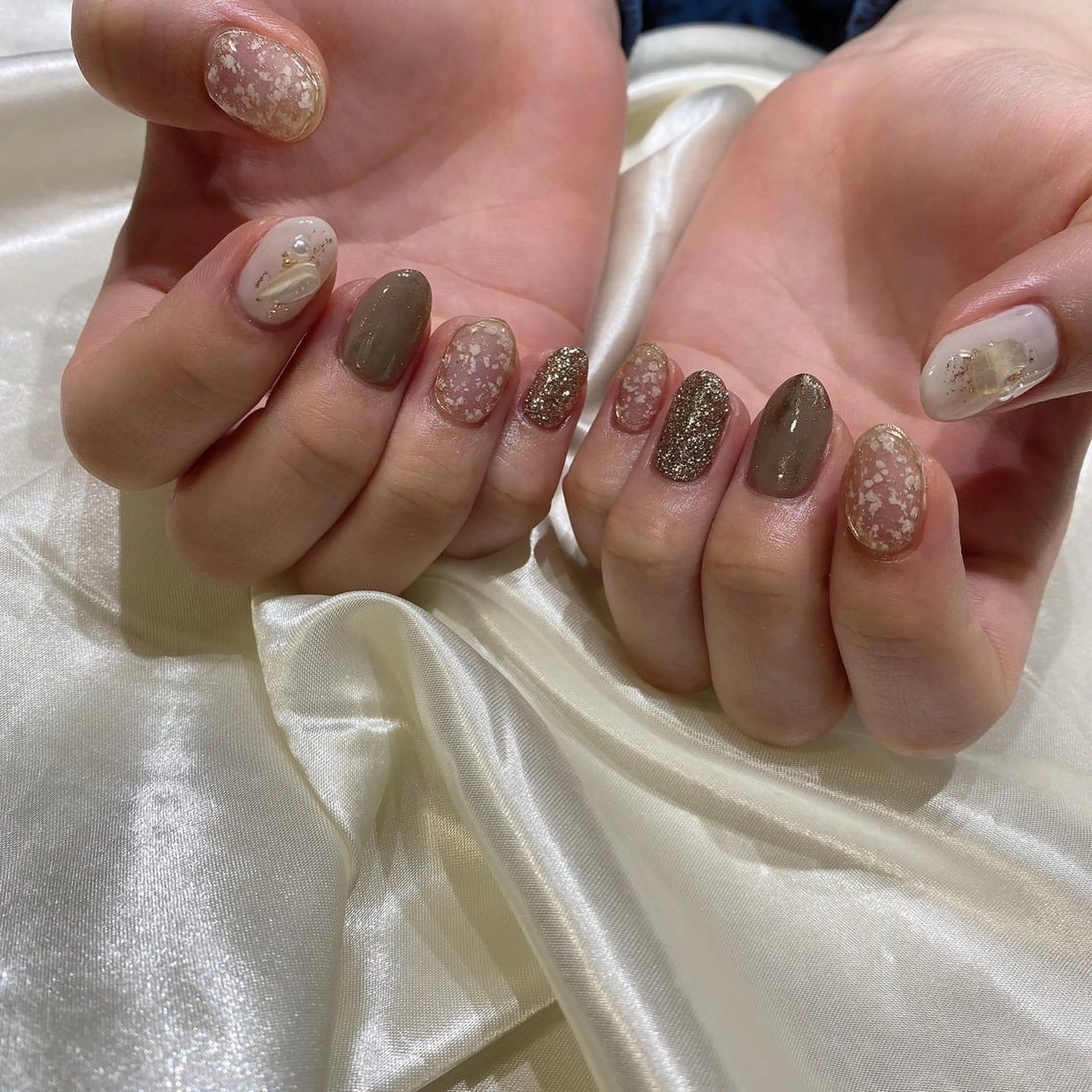 ネイル ハンドネイル 西岡 杏のネイルデザイン