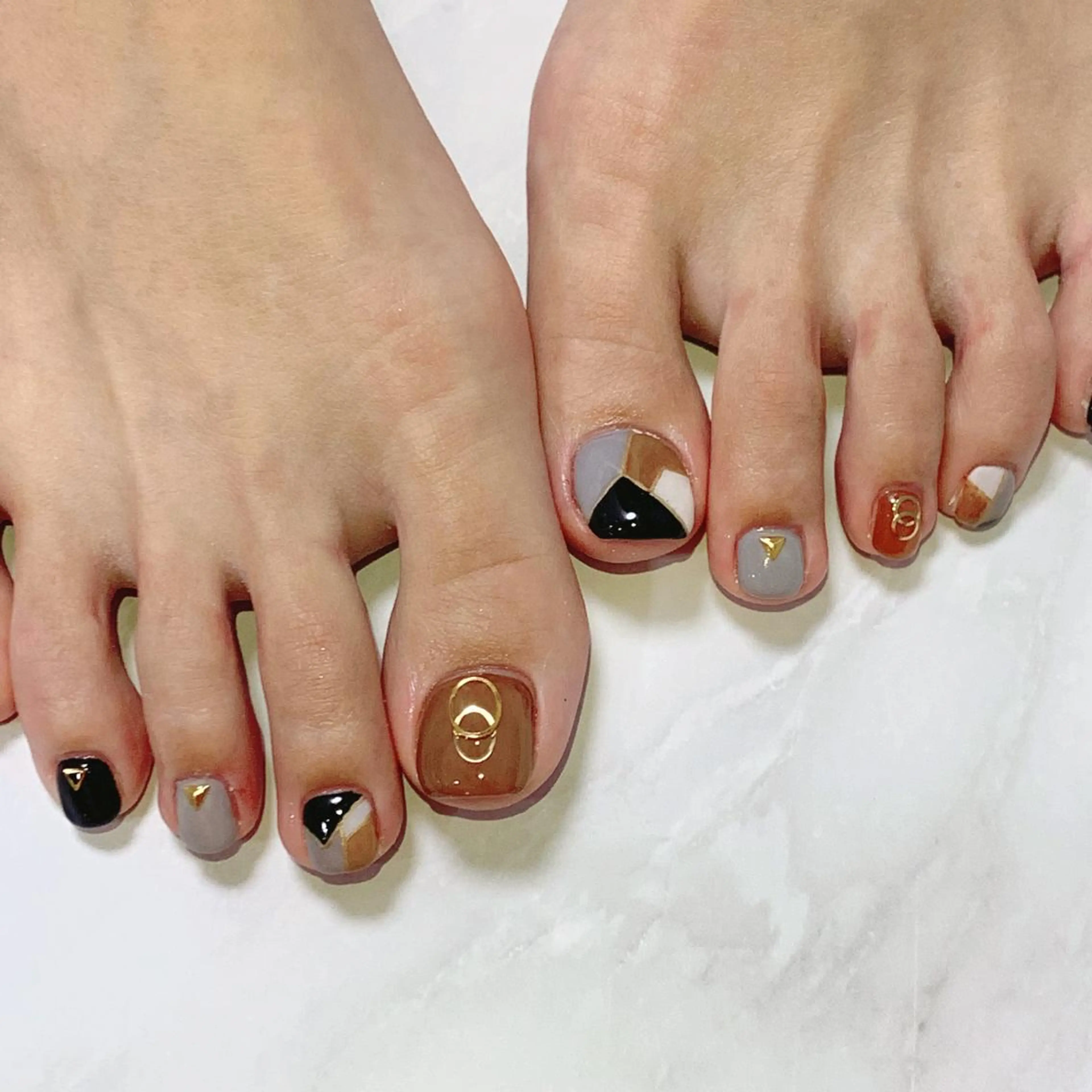 ネイル フットネイル 【カメレオン】 上村 祥子のヘアスタイル