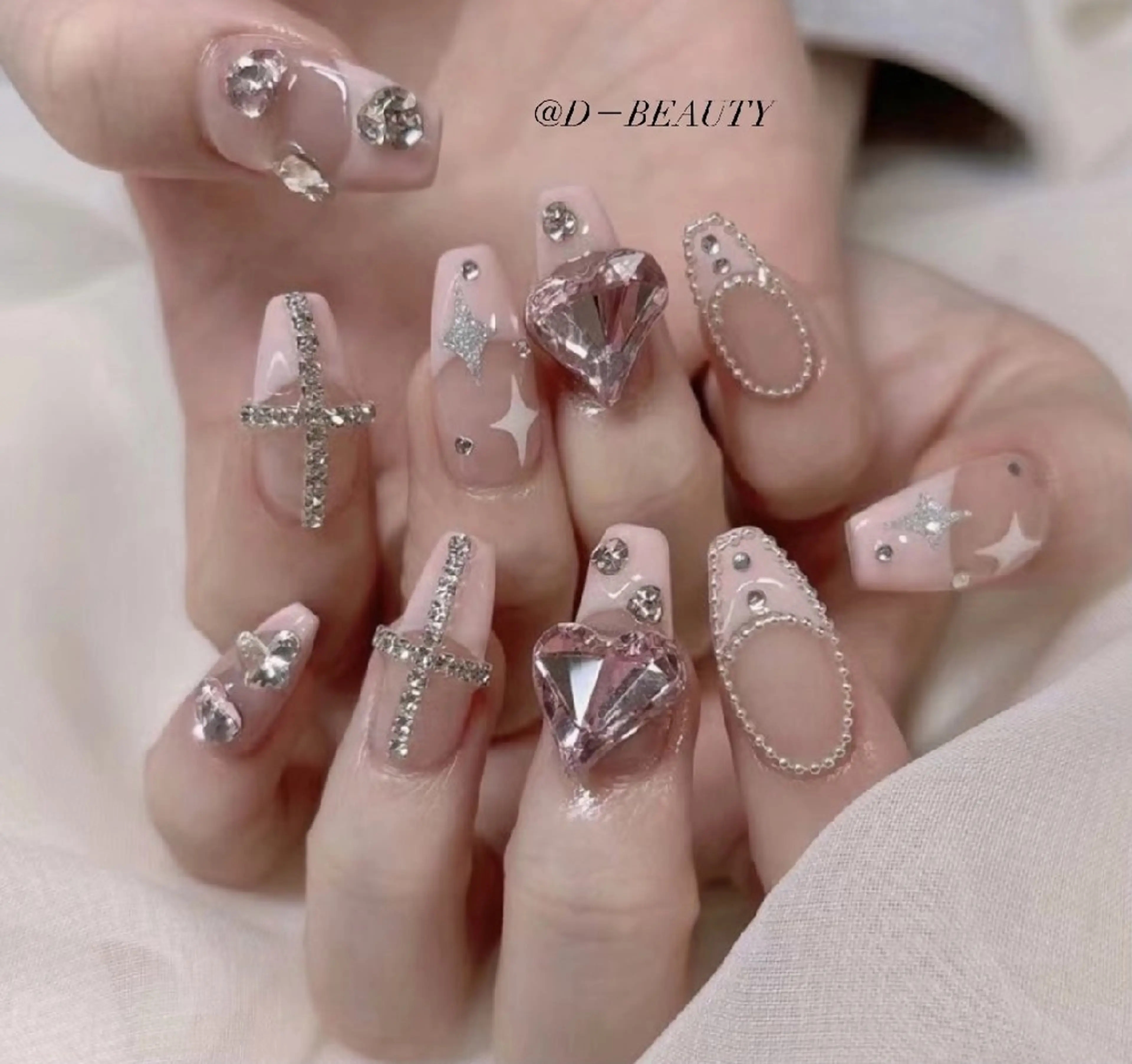 ネイル ハンドネイル スカルプ専門店 Ｄ-Beautyのネイルデザイン