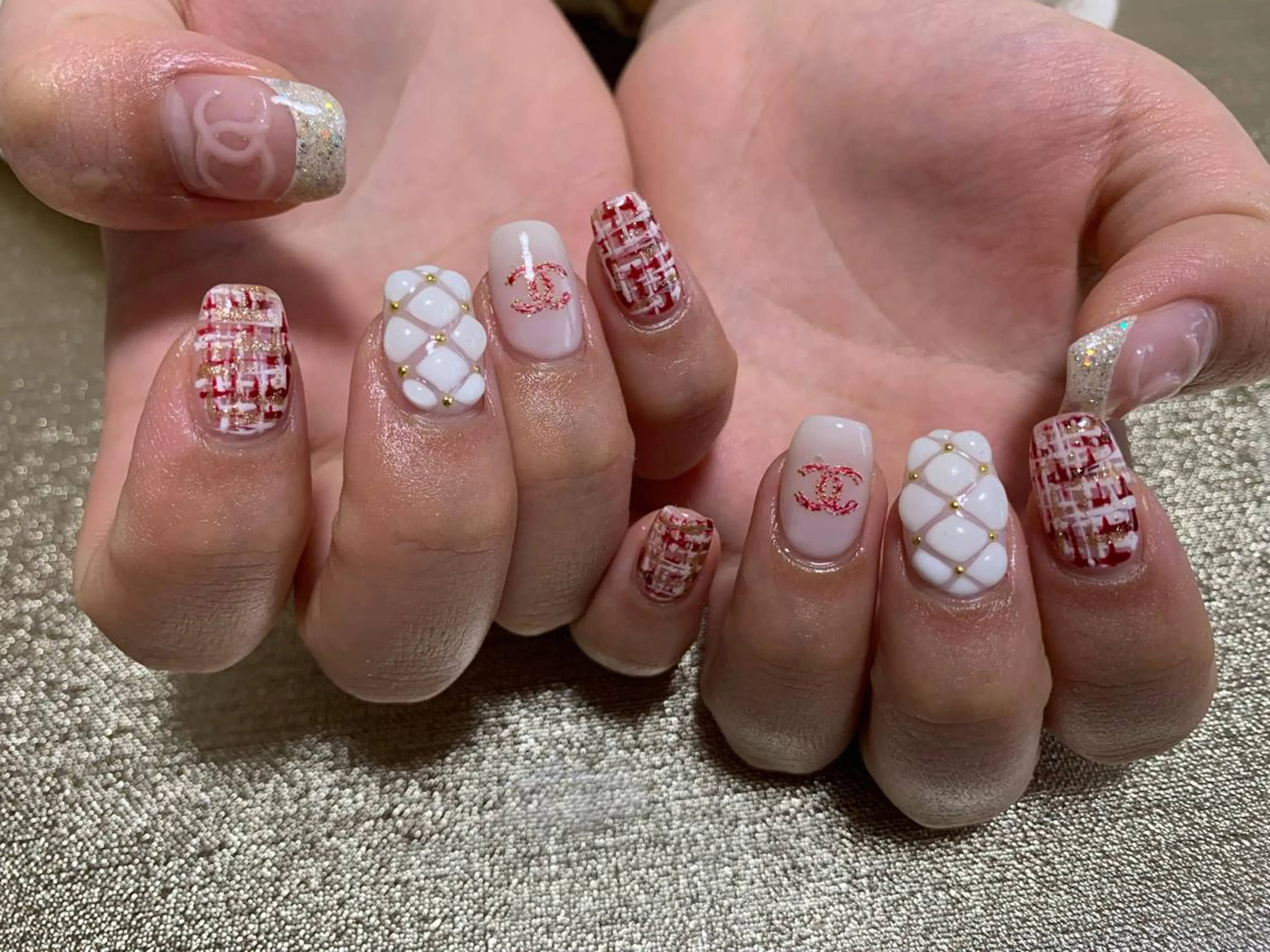 ネイル フレンチネイル ツイードネイル 斉藤 姫乃のネイルデザイン